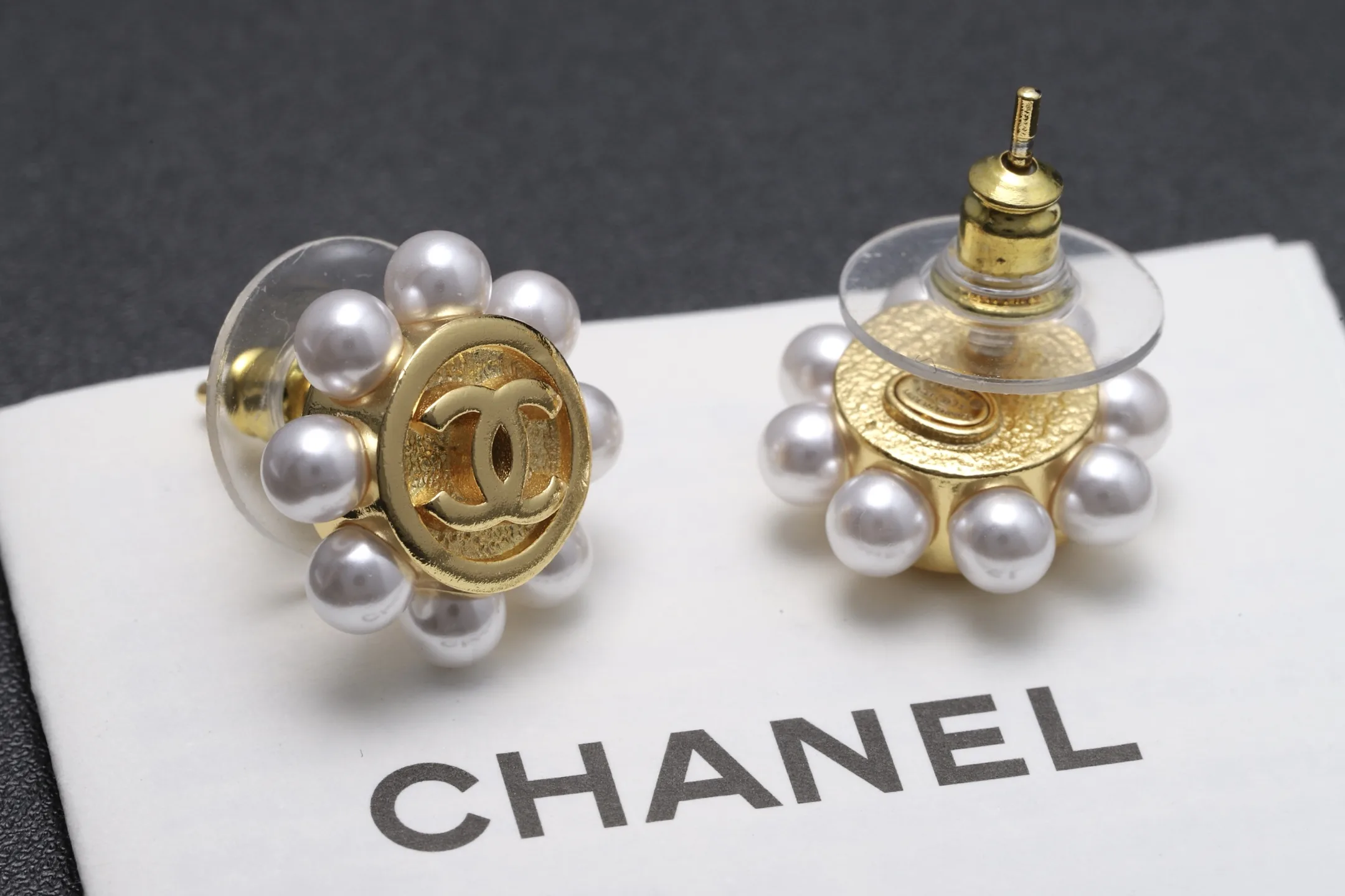 Vintage-Inspired Double C Pearl Stud Earrings D13517067 — view 5