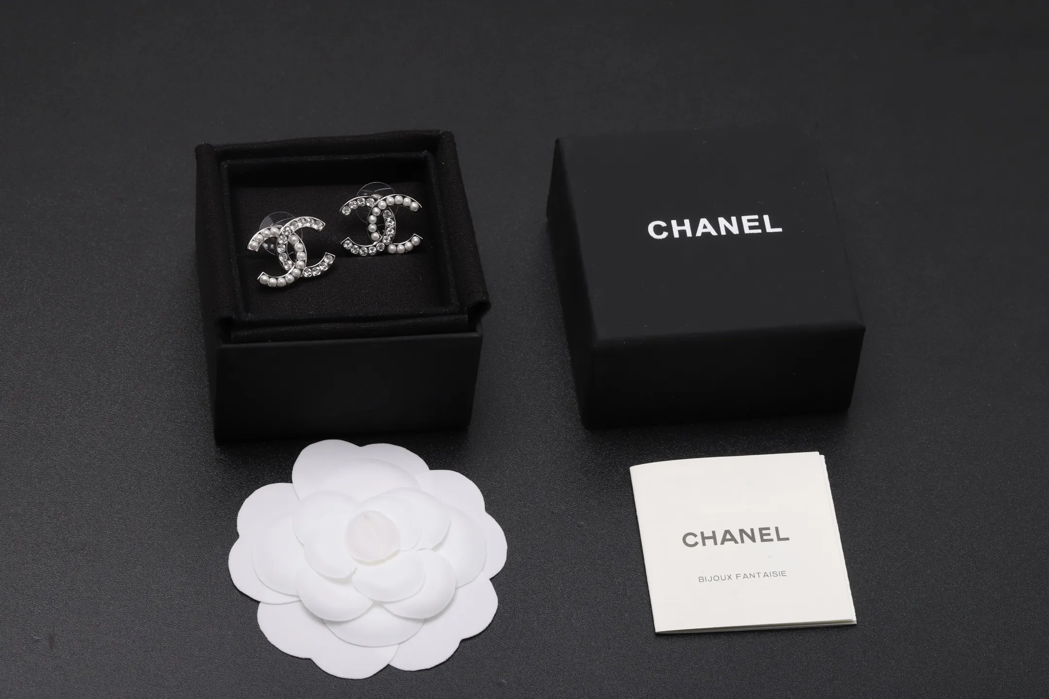 Double C Crystal and Faux Pearl Stud Earrings D14017345 — view 2