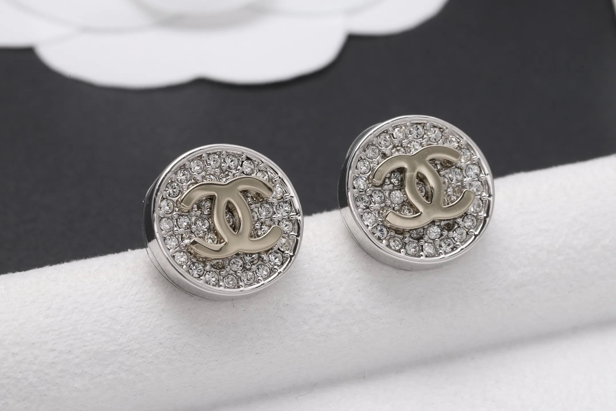 Crystal-Embellished Button CC Stud Earrings D14517036 — view 4