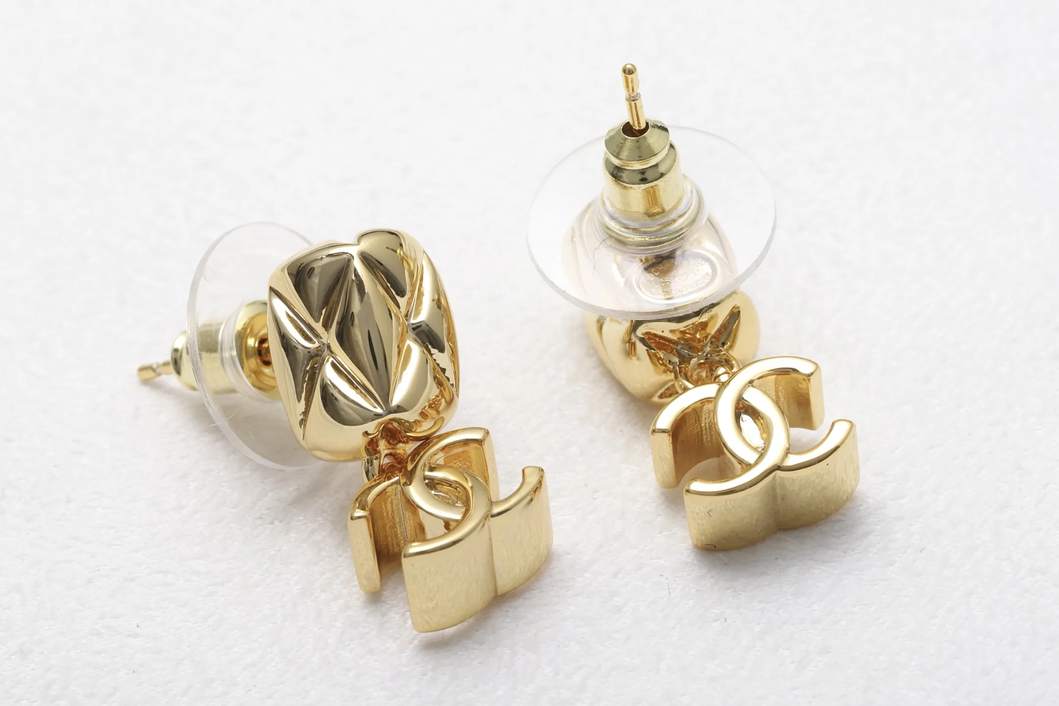 Quilted CC Drop Stud Earrings D14017024 — view 5