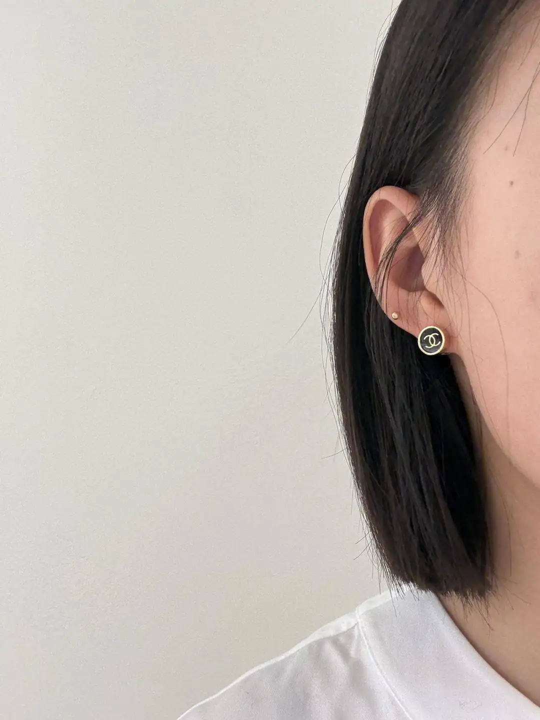 Enamel CC Logo Stud Earrings D13517244 — view 9