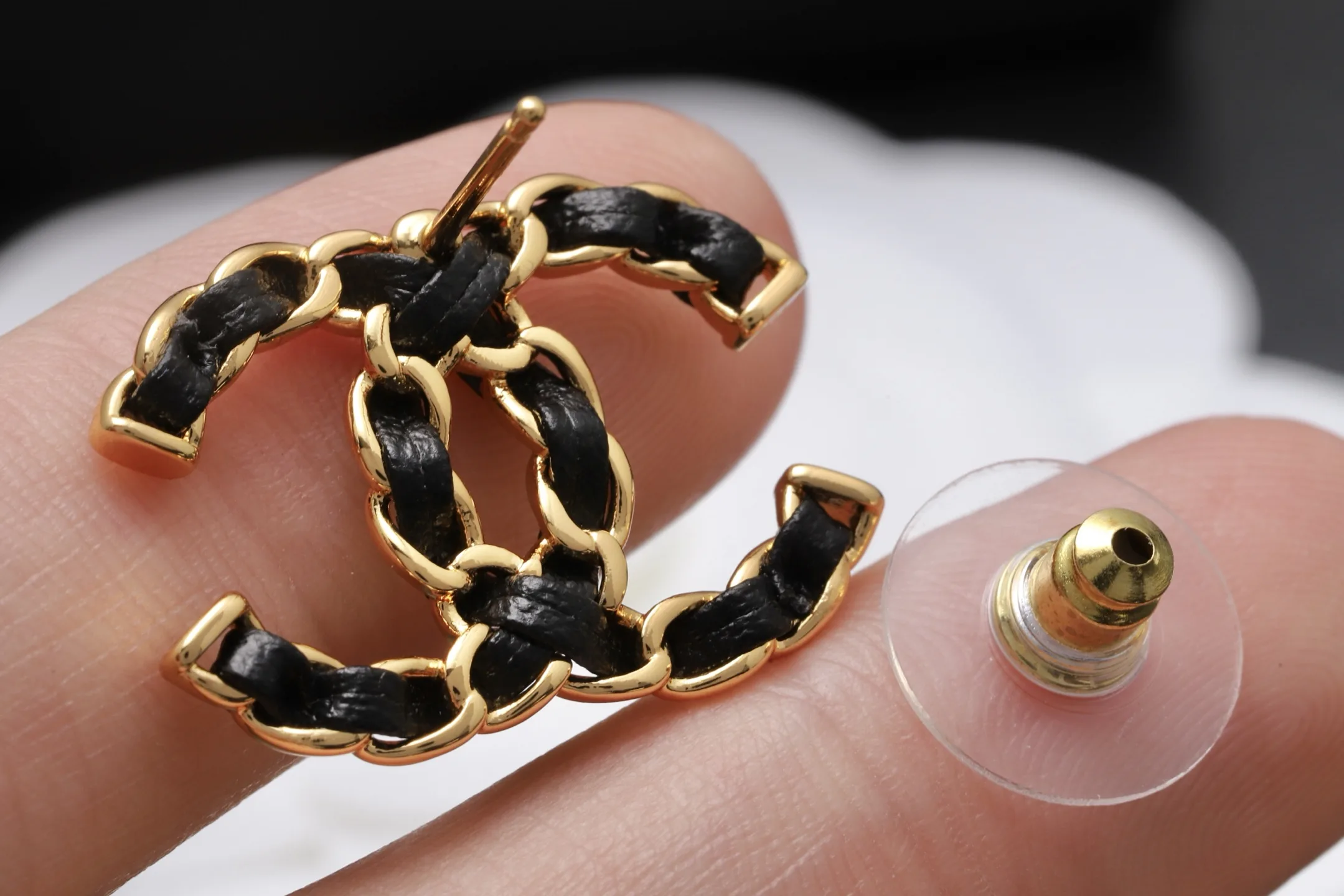 Interlocking CC Leather-Chain Stud Earrings D13517060 — view 7