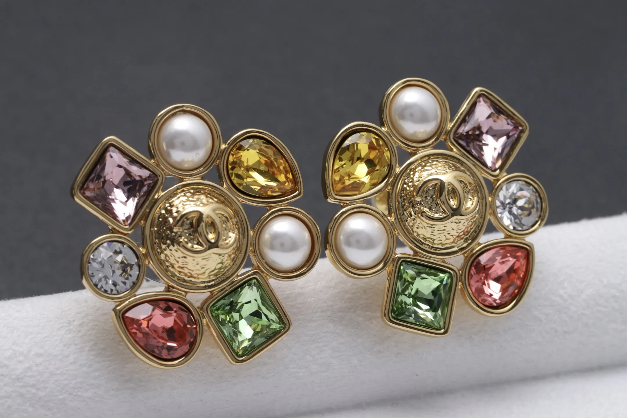 Vintage CC Multi-Crystal Stud Earrings D16517032 — view 4