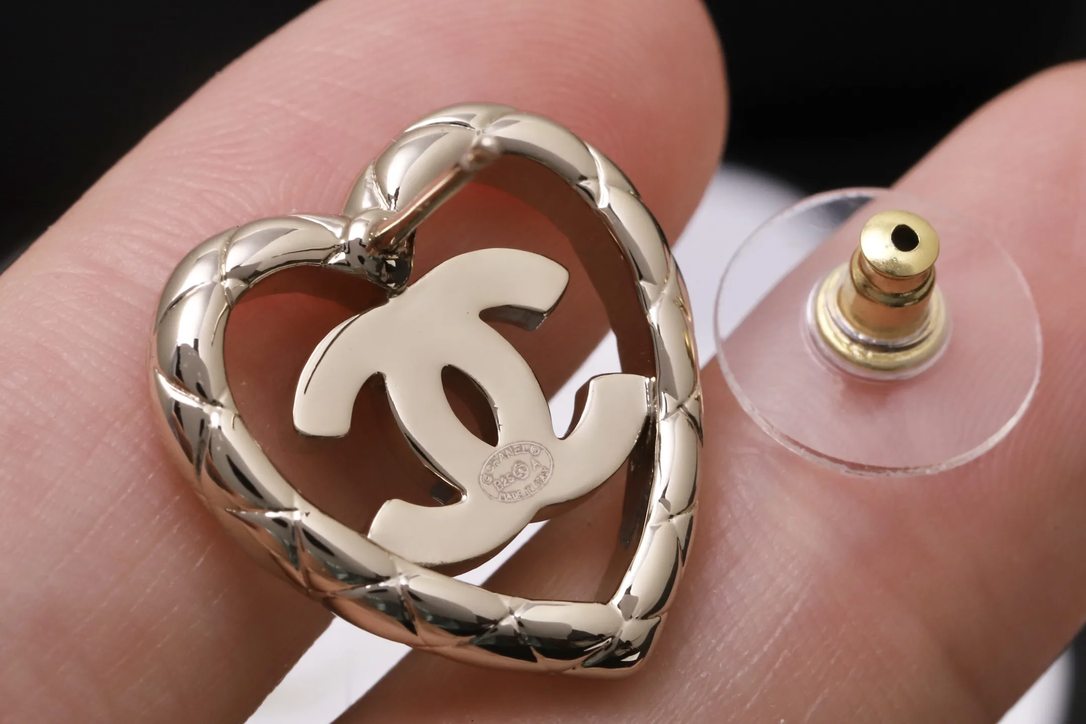 Crystal-Embellished Heart Stud Earrings D13517440 — view 6