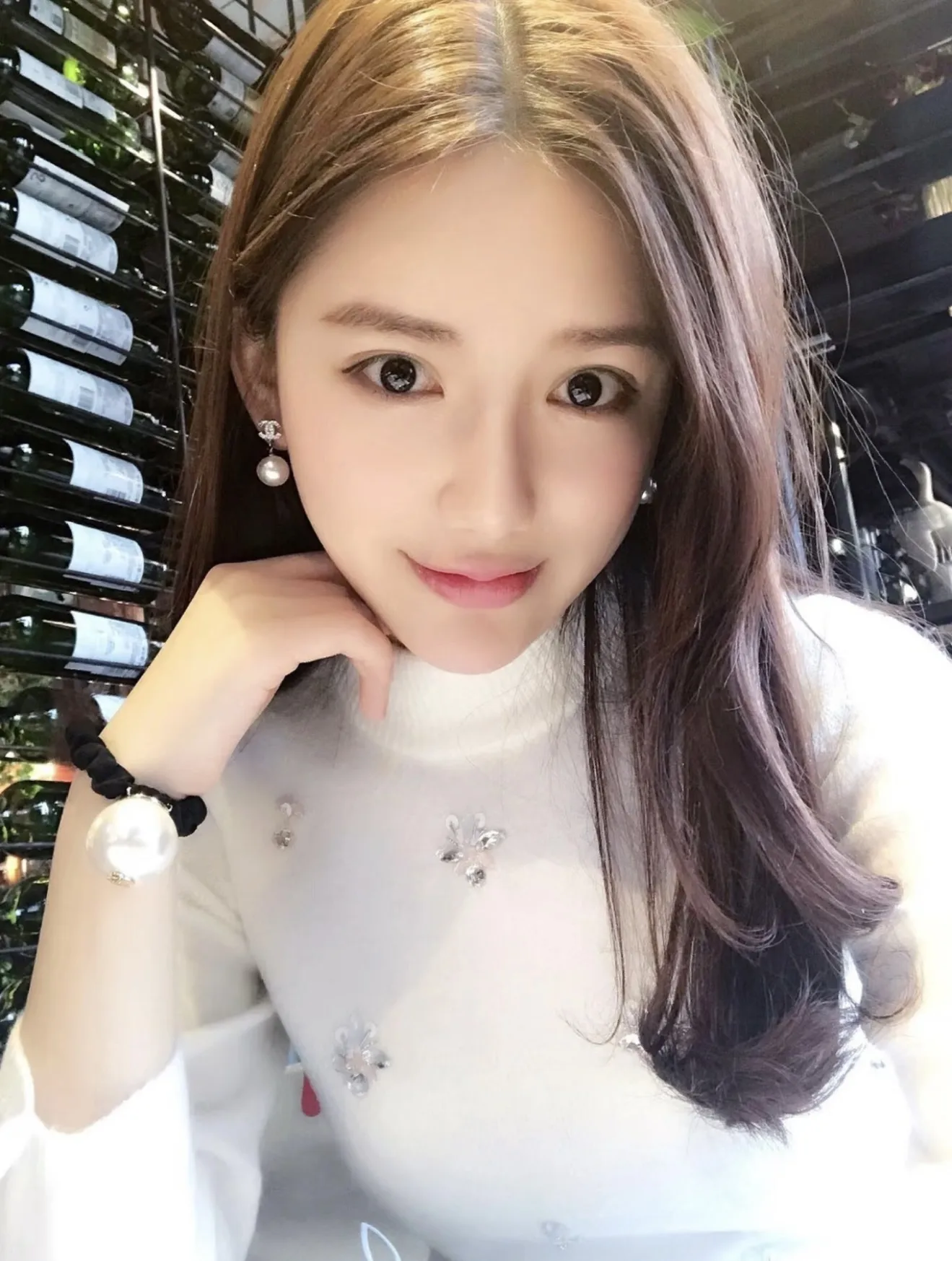 Double C Crystal and Pearl Drop Earrings D13517090 — view 9