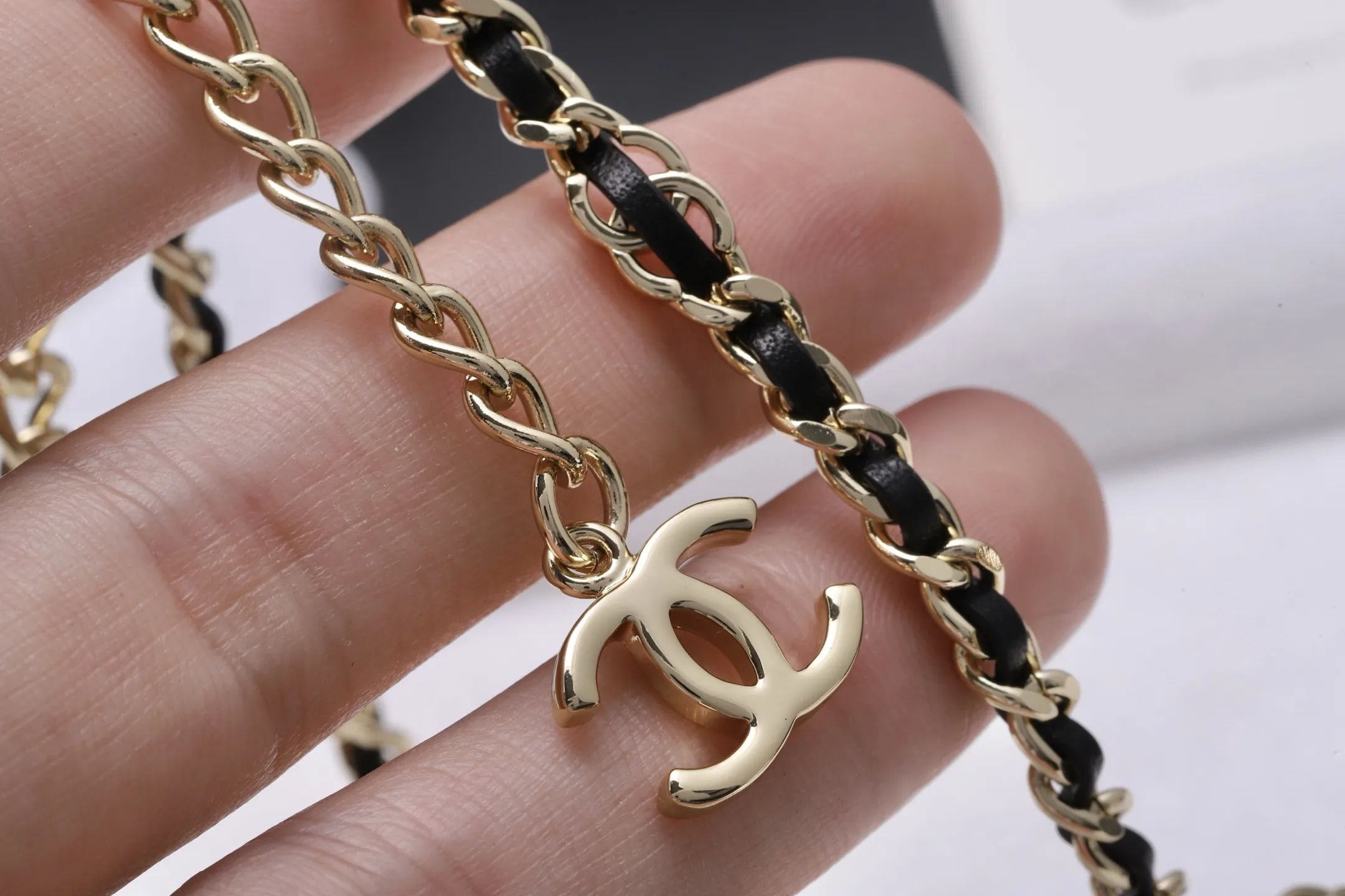 Leather-Intertwined CC Choker Necklace D14517023 — view 5