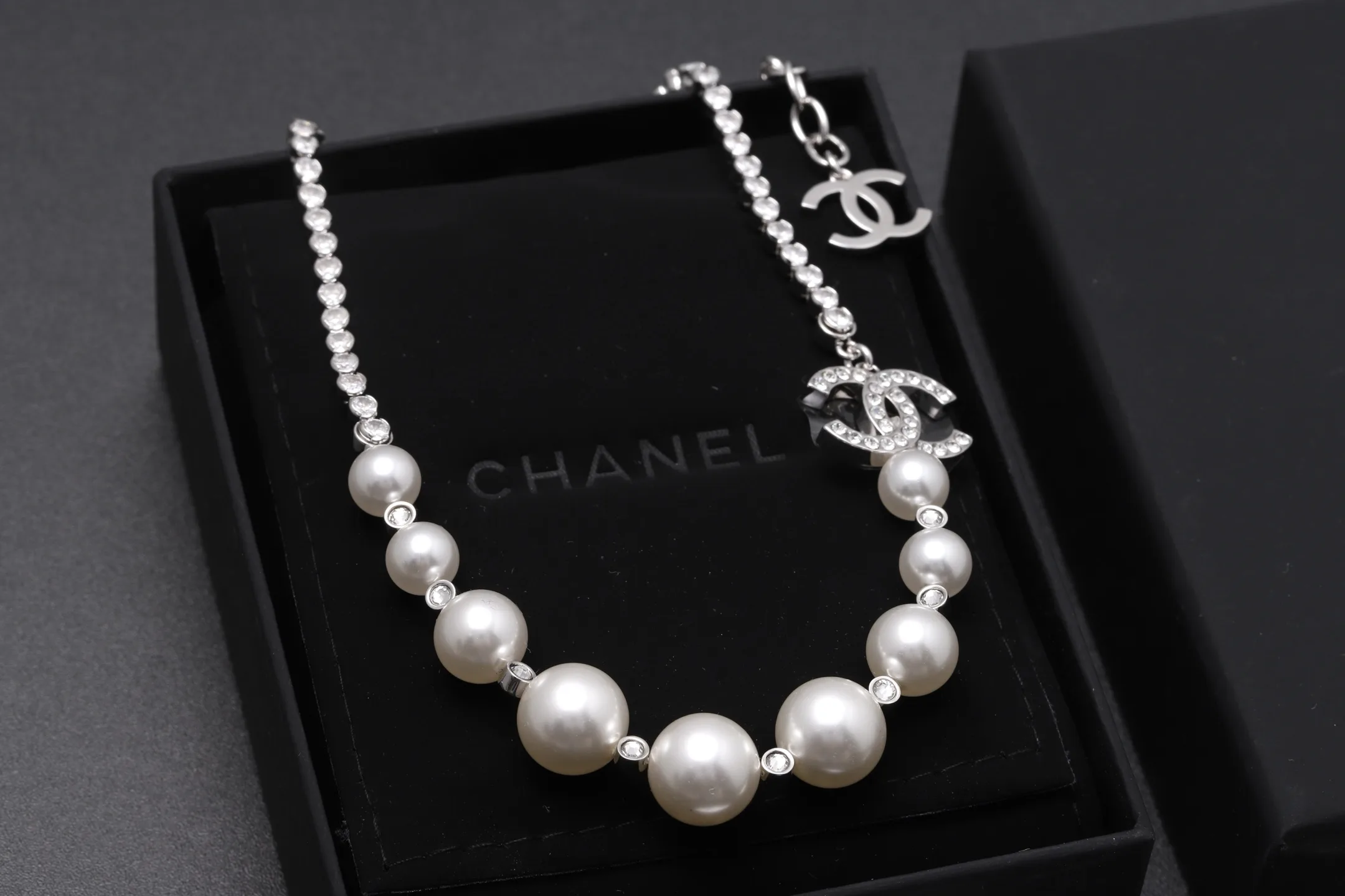 Double C Crystal and Pearl Mixed Chain Necklace D16517088 — view 3