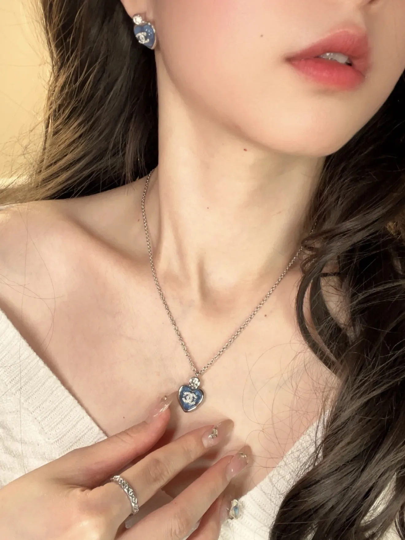 Glitter Resin Heart Pendant Necklace D14517300 — view 8