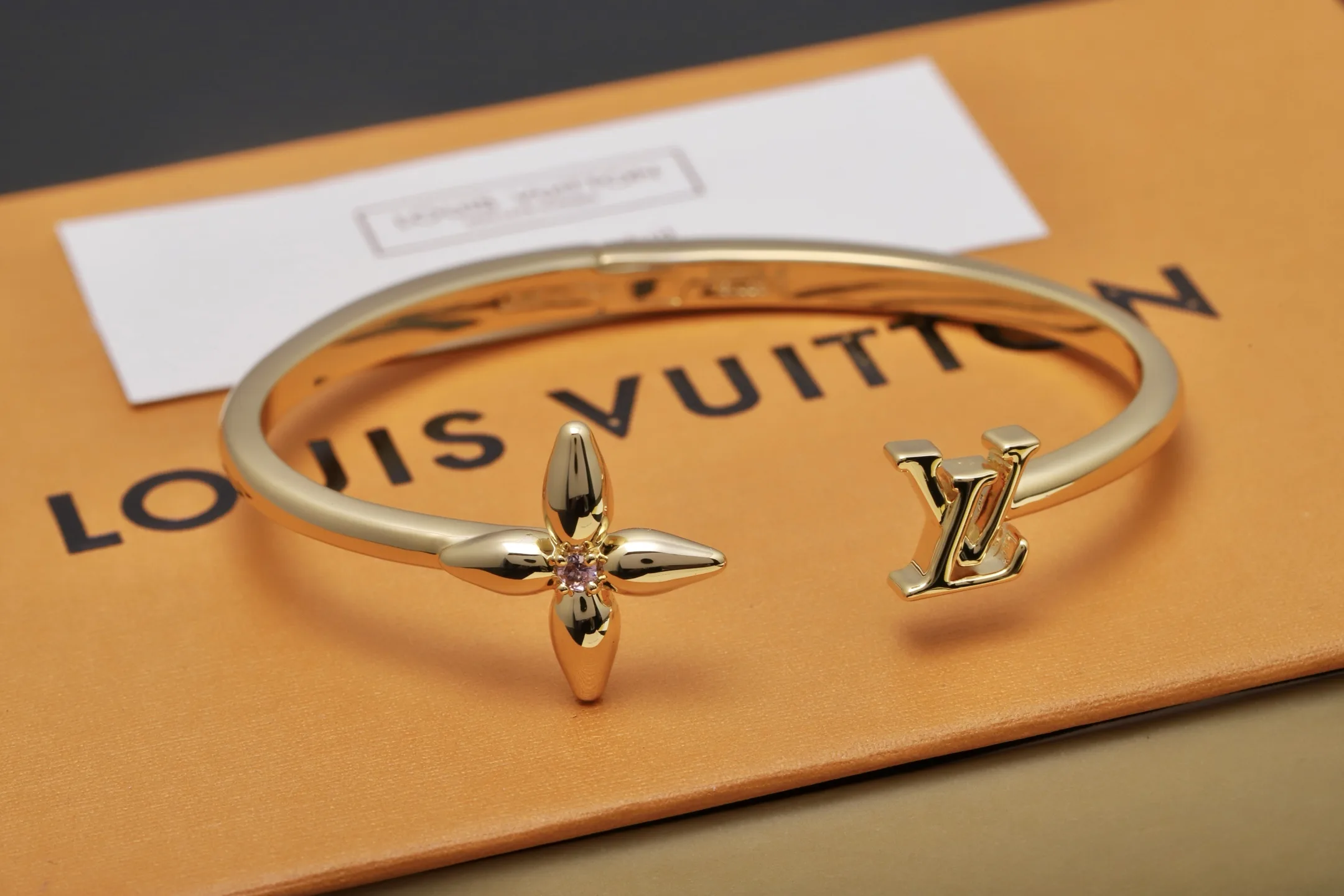 Flowergram Crystal Monogram Bangle D16017623 — view 3
