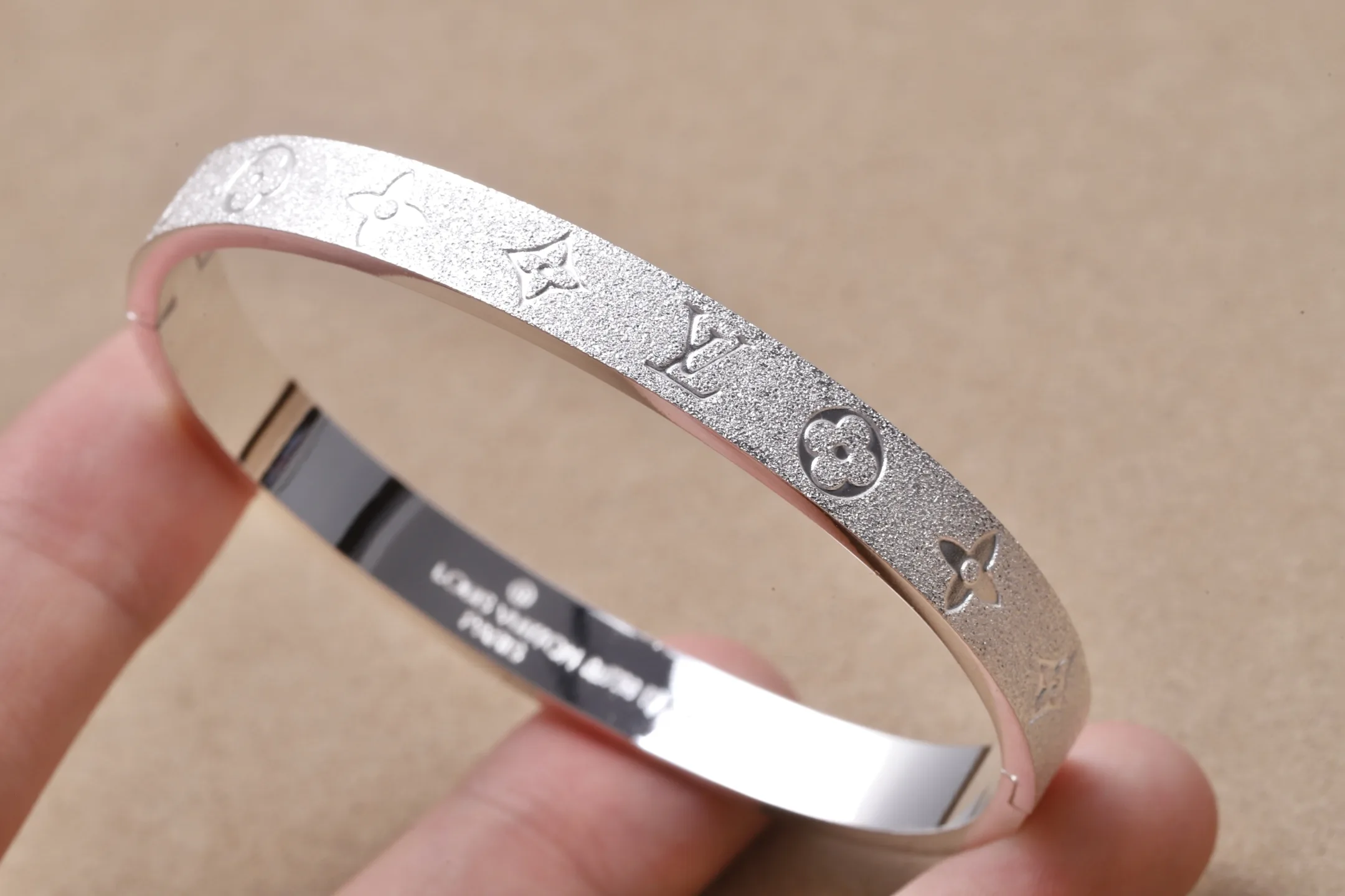 Monogram Frosted Bangle (Titanium Steel) D10016567 — view 4