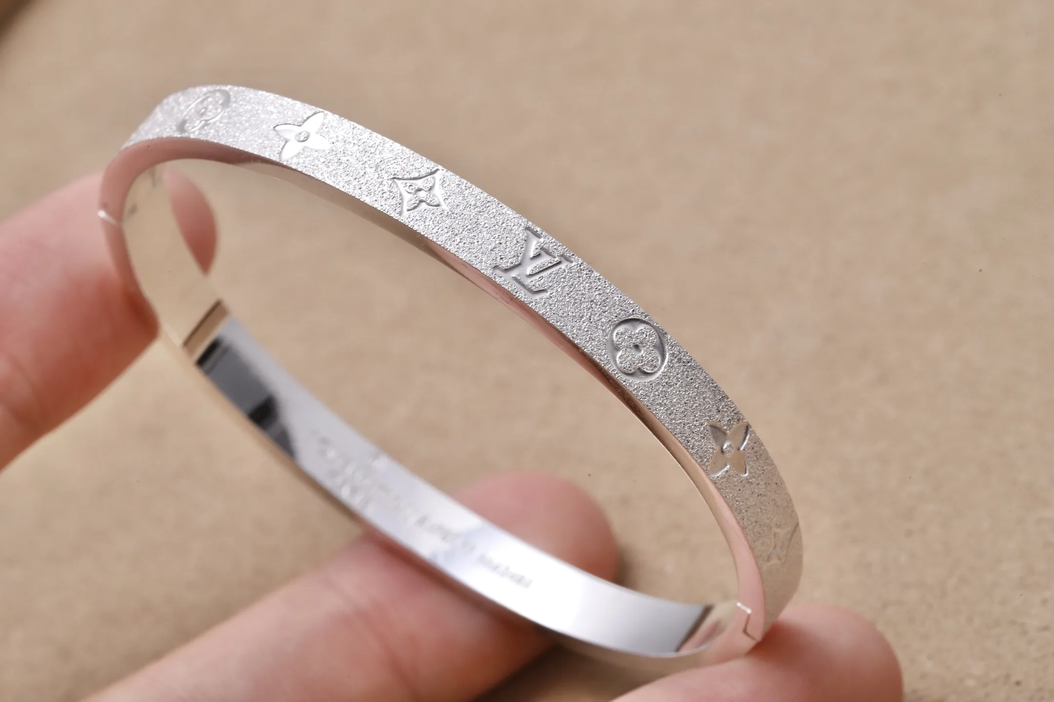 Monogram Frosted Bangle (Titanium Steel) D10016566 — view 4