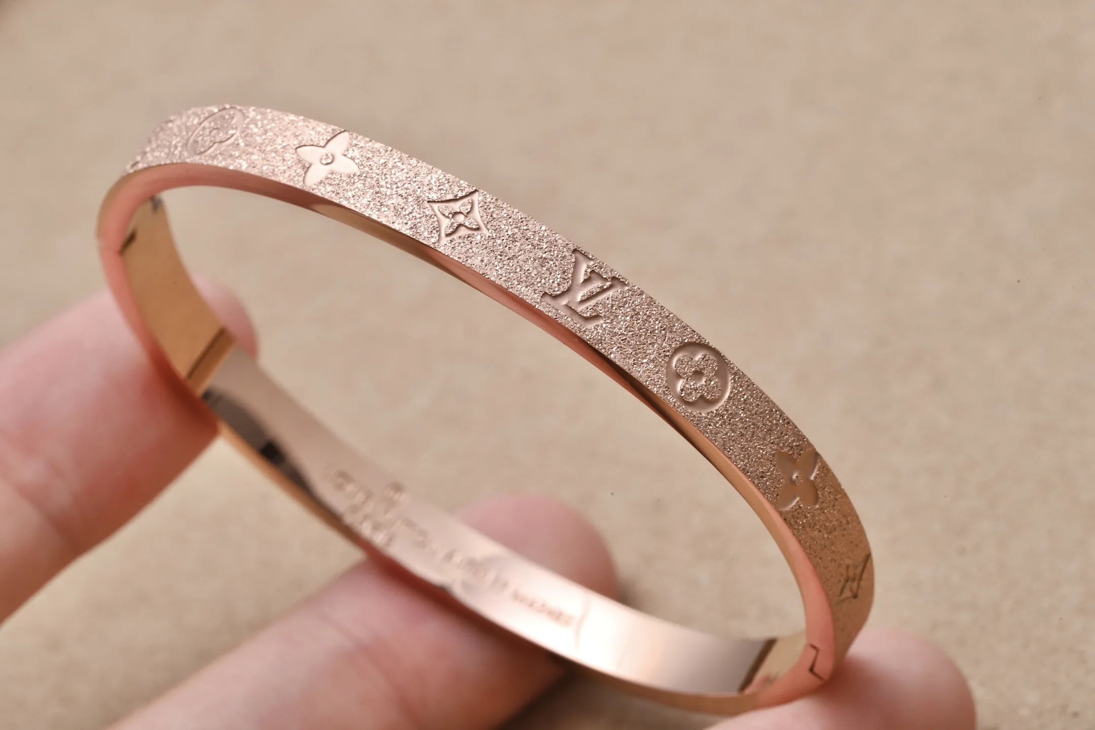 Monogram Frosted Bangle (Titanium Steel) D10016566 — view 5