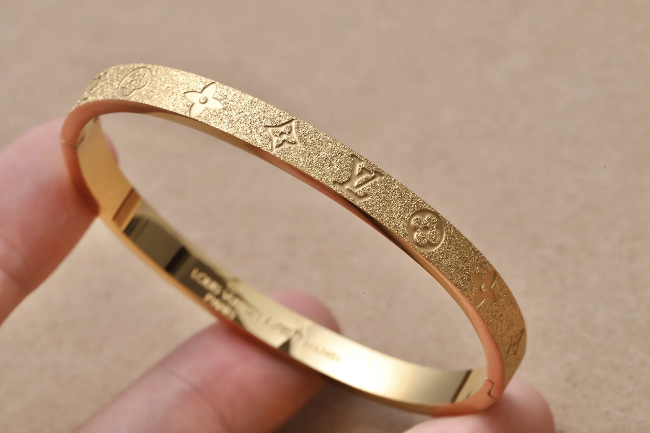 Monogram Frosted Bangle (Titanium Steel) D10016566 — view 6