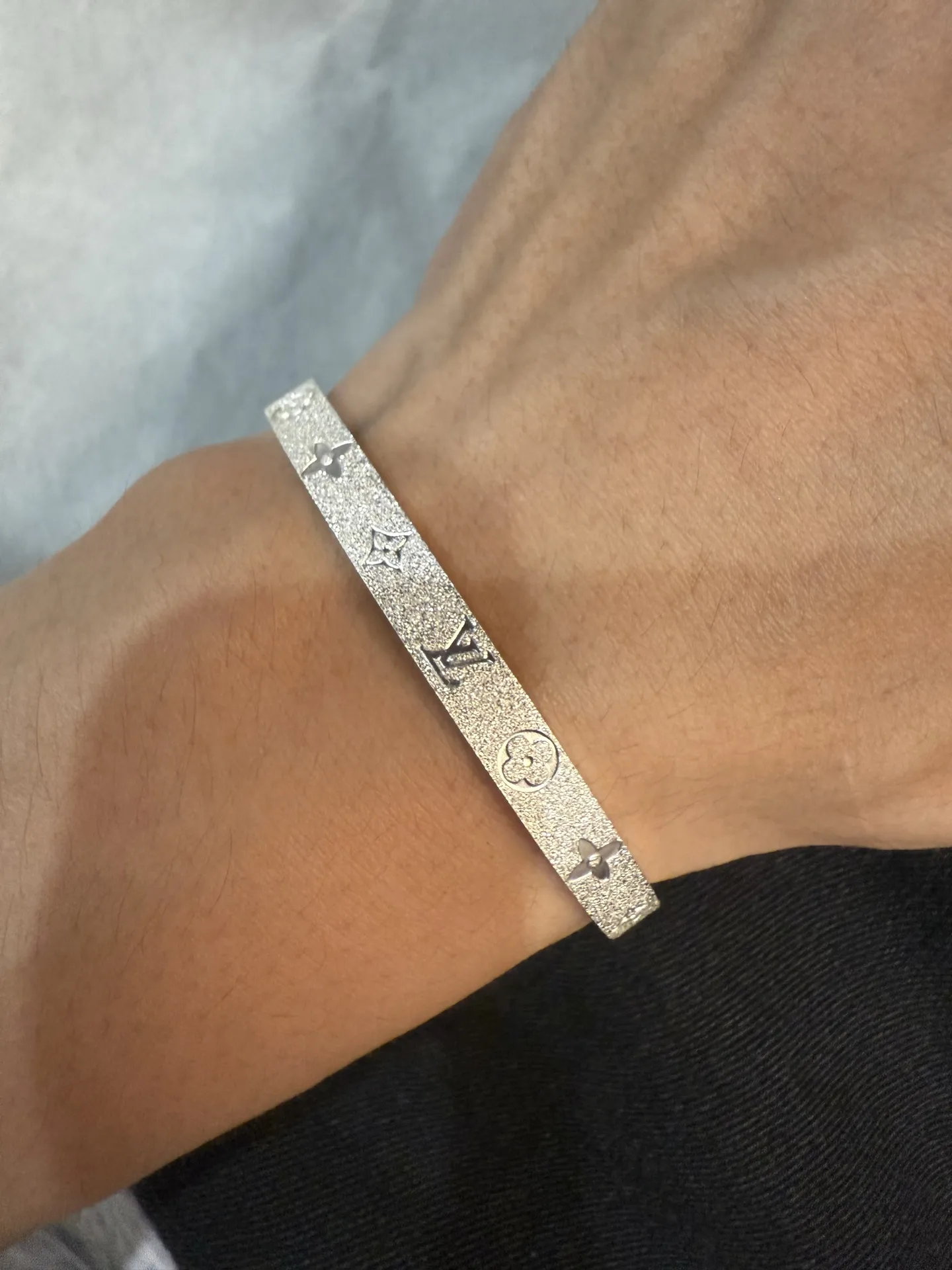 Monogram Frosted Bangle (Titanium Steel) D10016566 — view 10