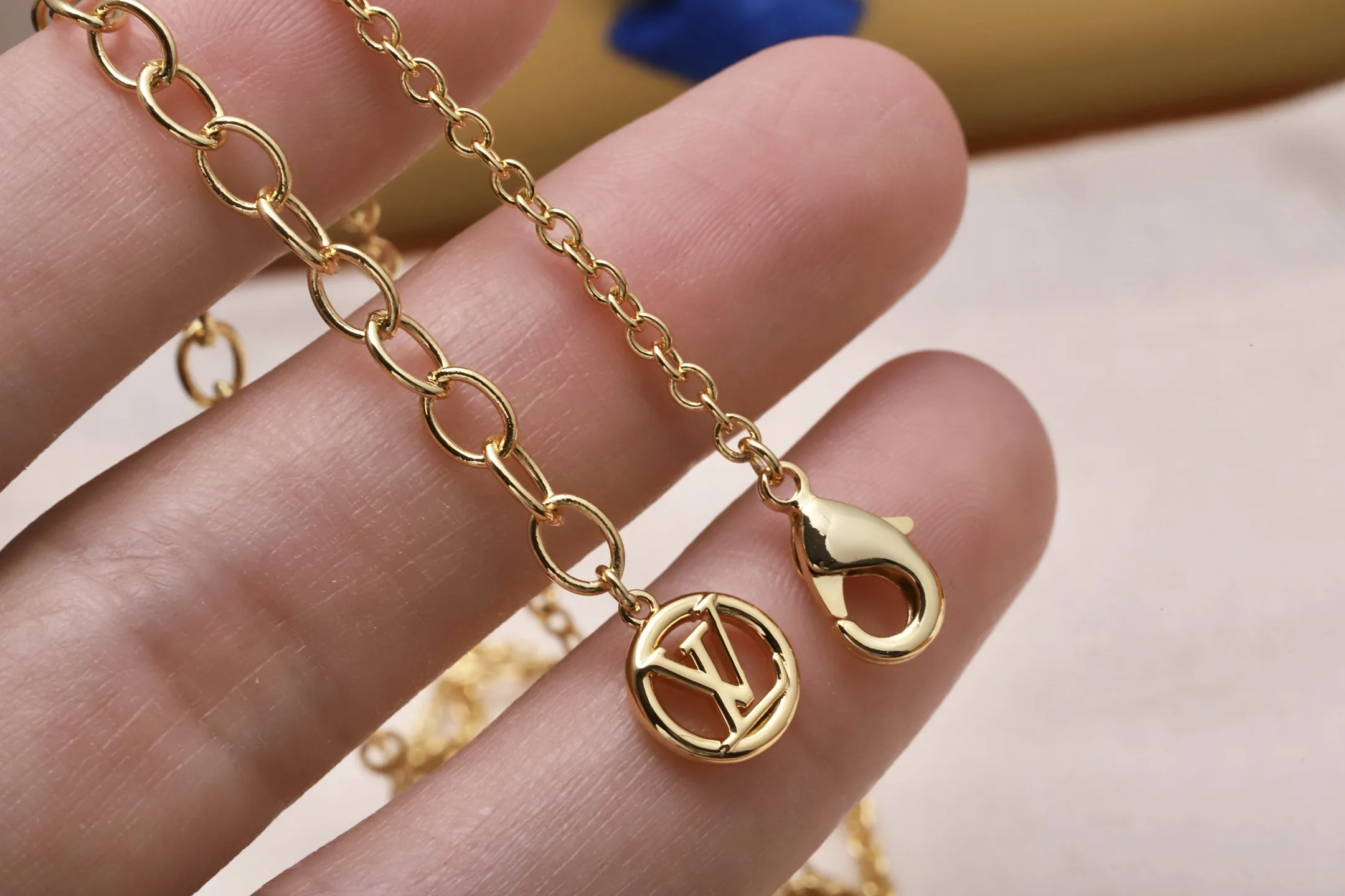 Monogram Flower and LV Initial Charm Necklace D16017272 — view 6