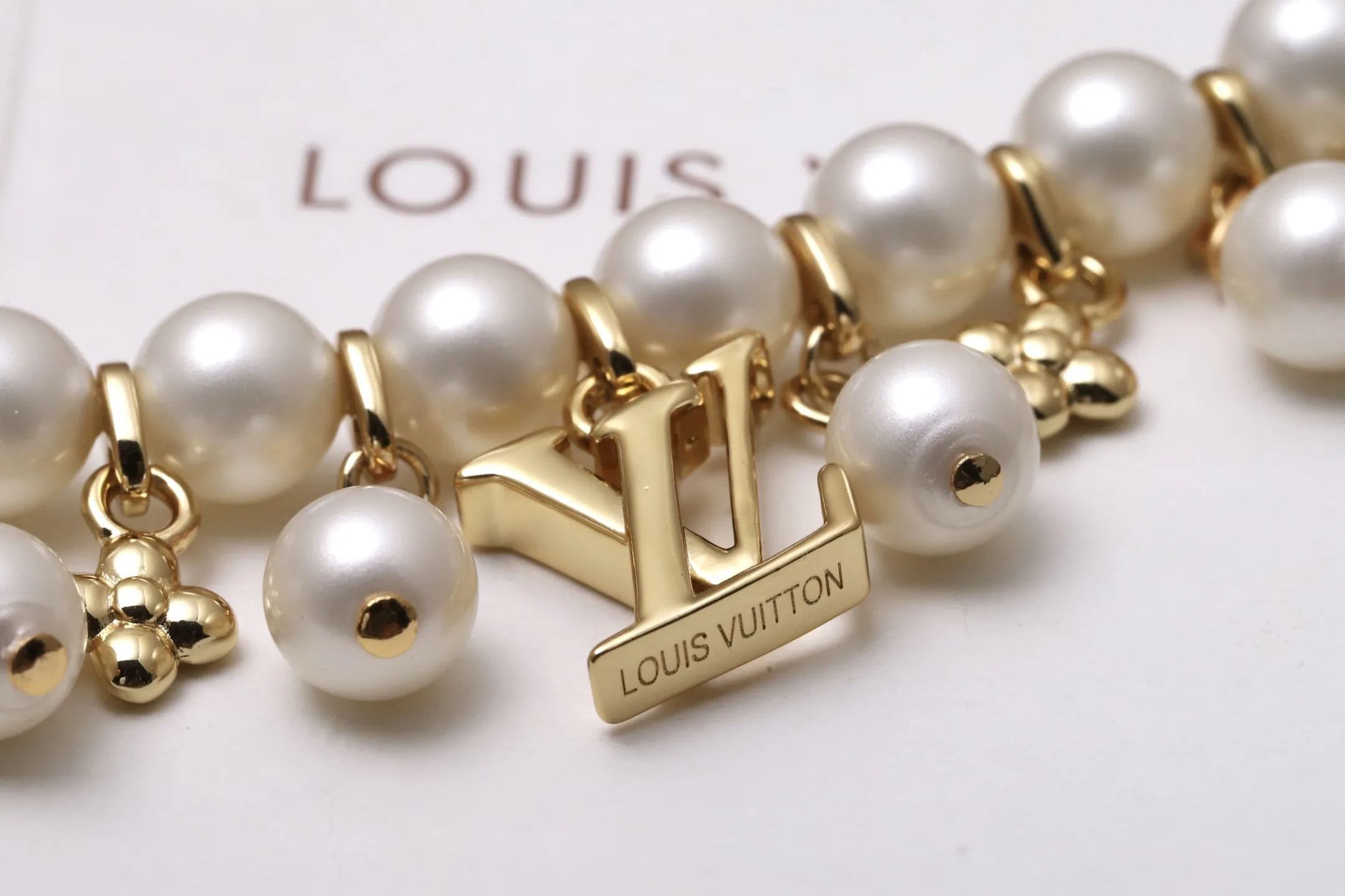 Monogram Flower Pearl Fringe Necklace D21017367 — view 7