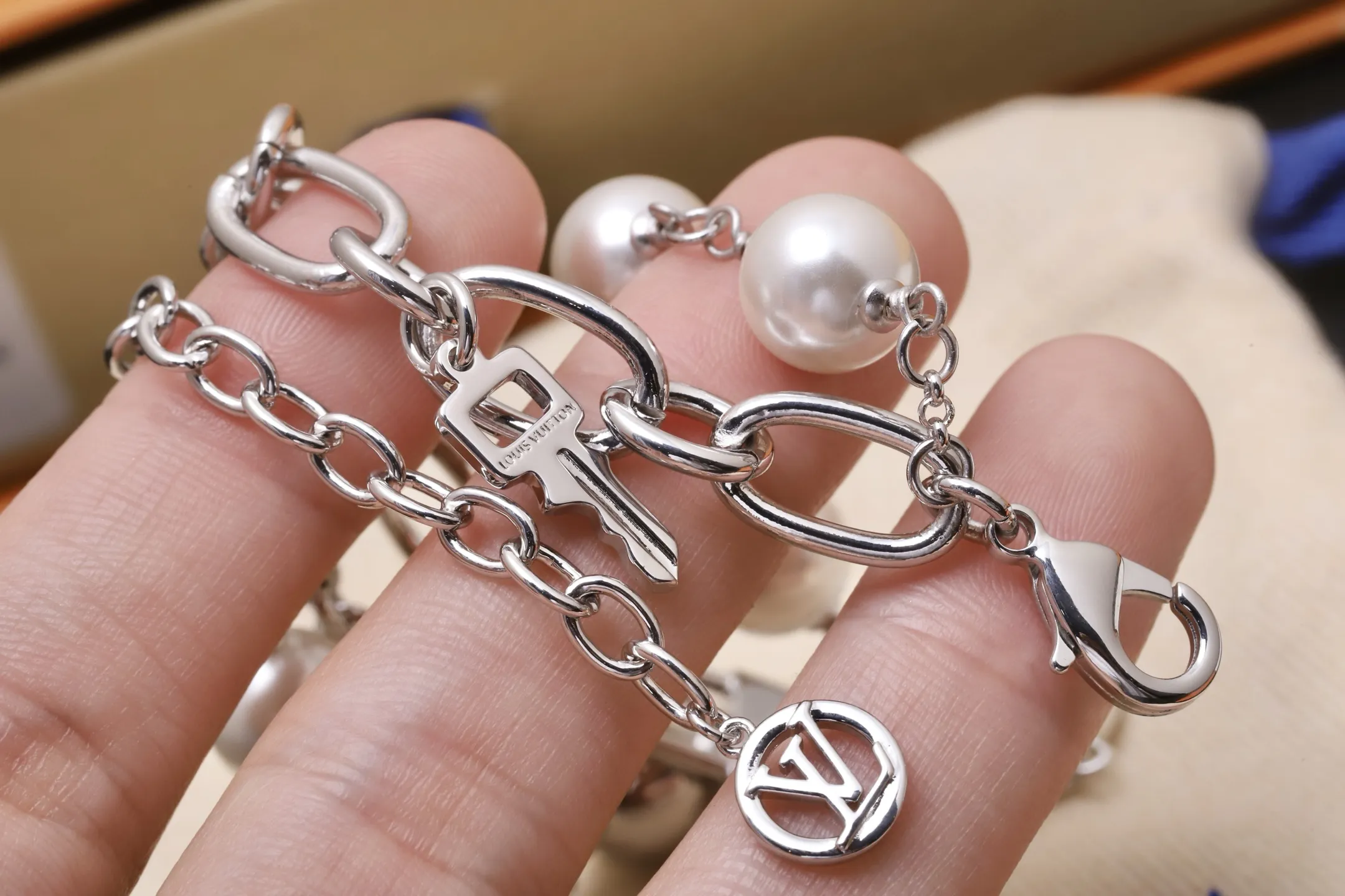 Mix Chains Monogram Charm Bracelet D15517514 — view 6