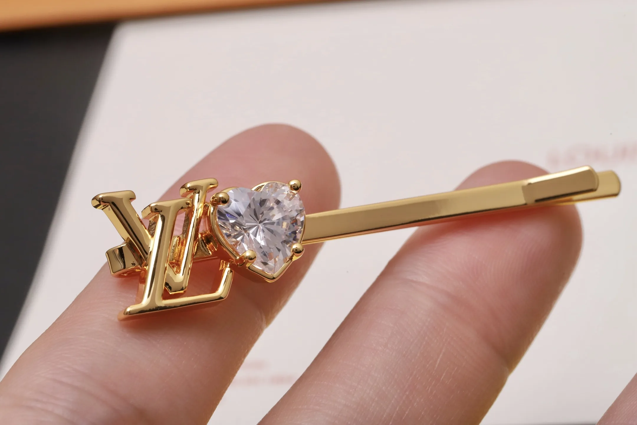 Flowergram Heart Crystal Hair Clip D13517620 — view 6