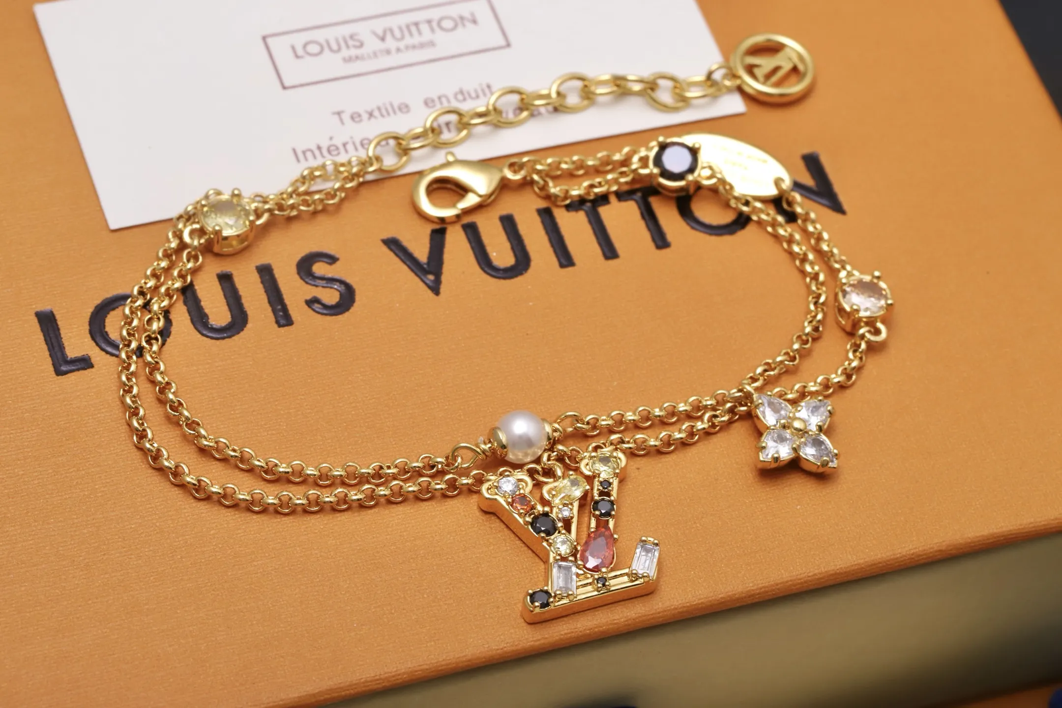 LV Crystal-Embellished Double-Layer Bracelet D16017380 — view 4