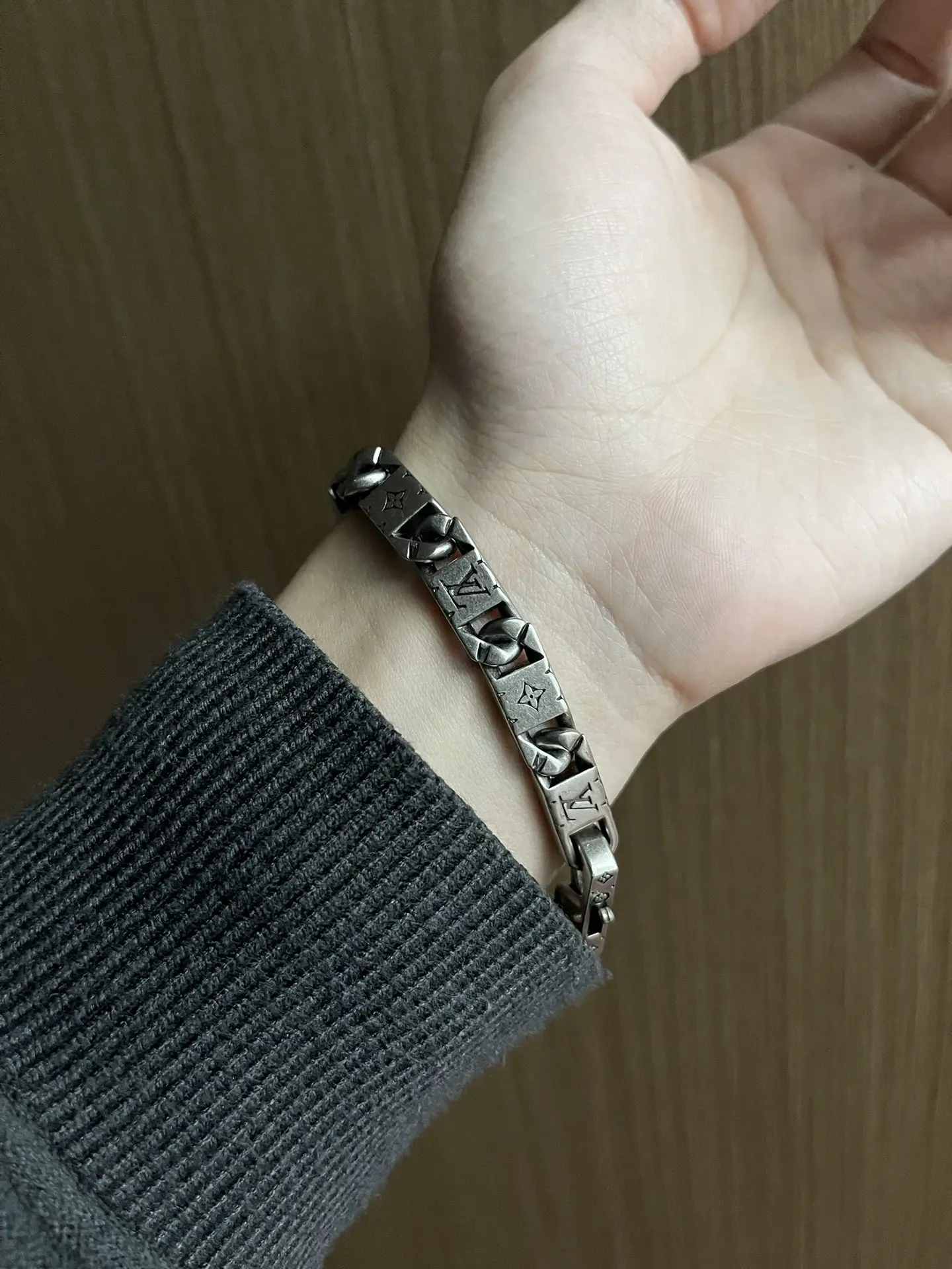 Monogram Tied Up Chain Bracelet D11017455 — view 9