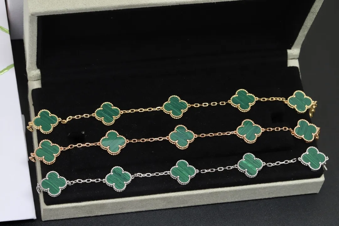 Vintage Alhambra Malachite Bracelet (18K Gold-Plated Silver) D29016942 — view 2