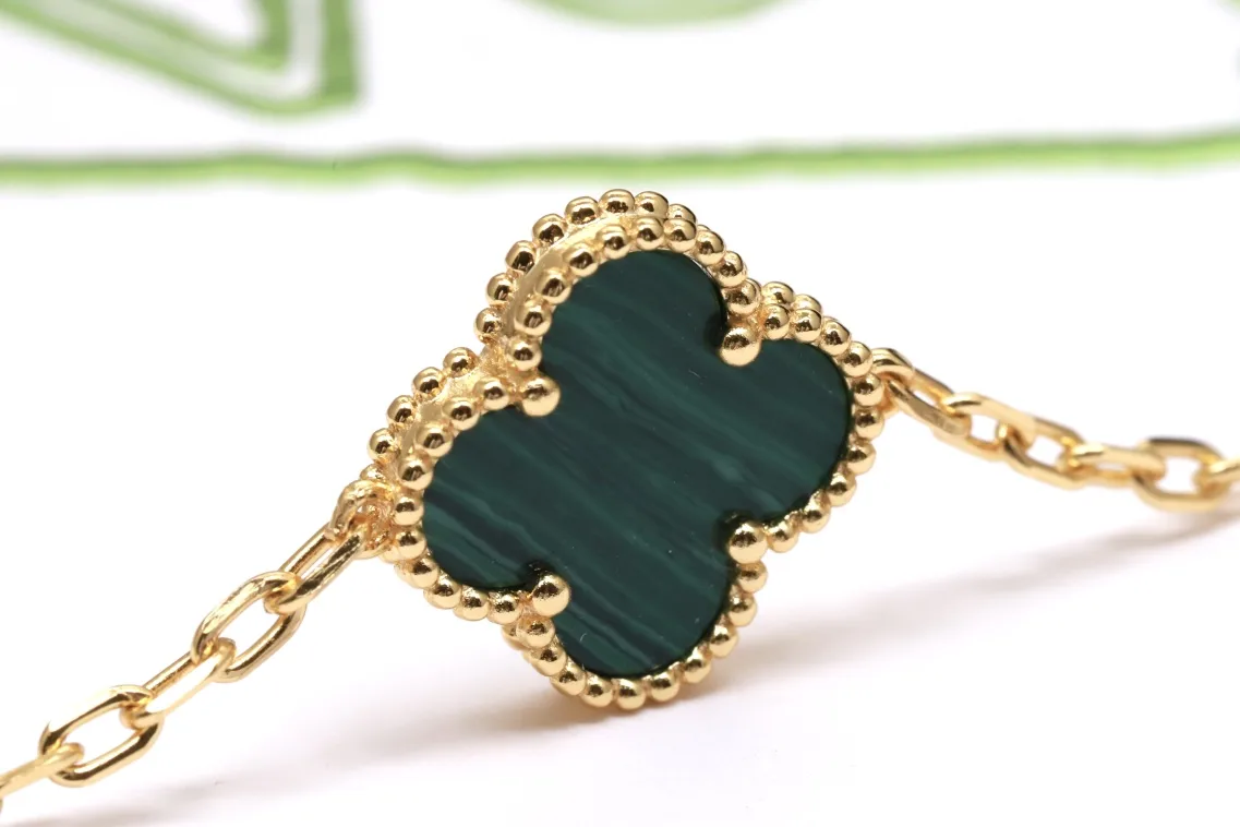 Vintage Alhambra Malachite Bracelet (18K Gold-Plated Silver) D29016942 — view 3