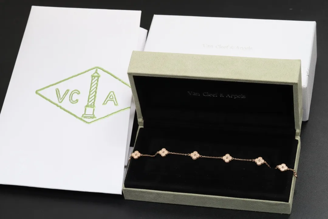 Alhambra 6-Motif Clover Bracelet (18K Gold-Plated Sterling Silver) D22016632