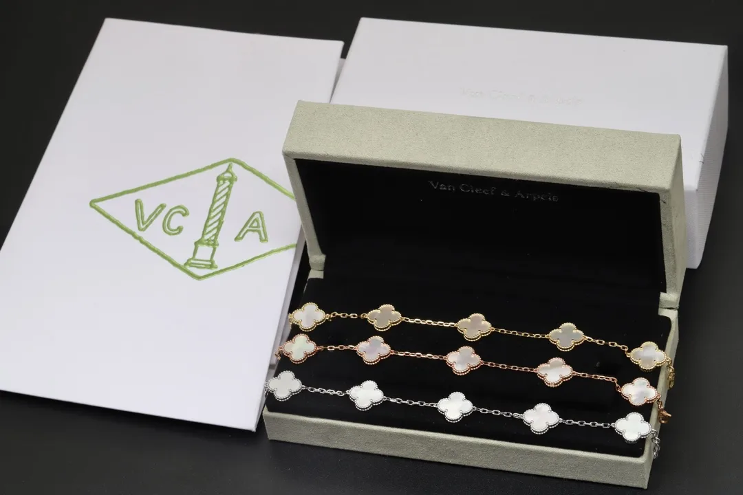 Vintage Alhambra 5-Motif Bracelet (Sterling Silver) D29016946