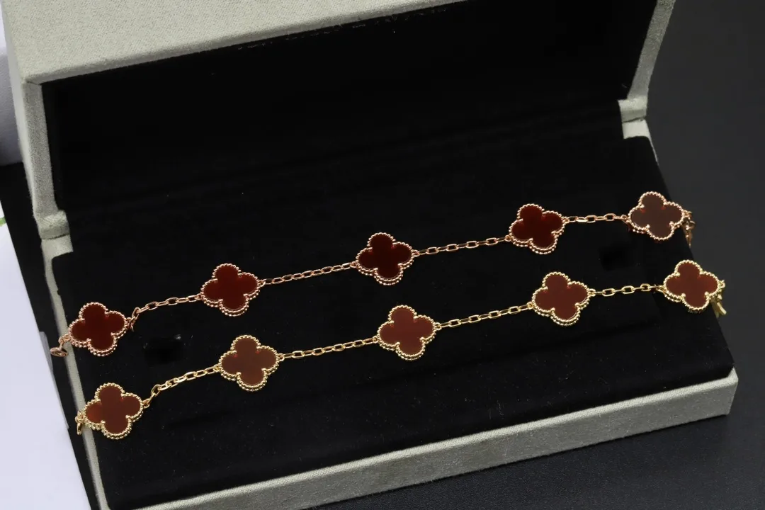 Vintage Alhambra Carnelian Bracelet (18K Gold-Plated Silver) D29016587 — view 2