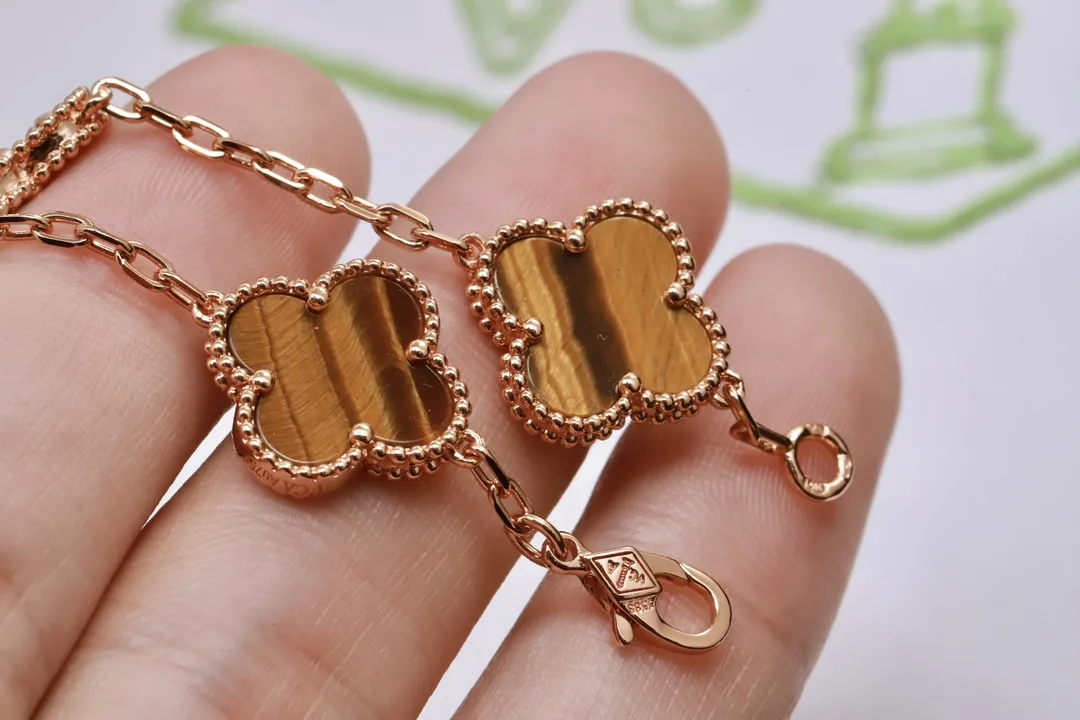 Vintage Alhambra Tiger's Eye Bracelet (Sterling Silver) D31516585 — view 3