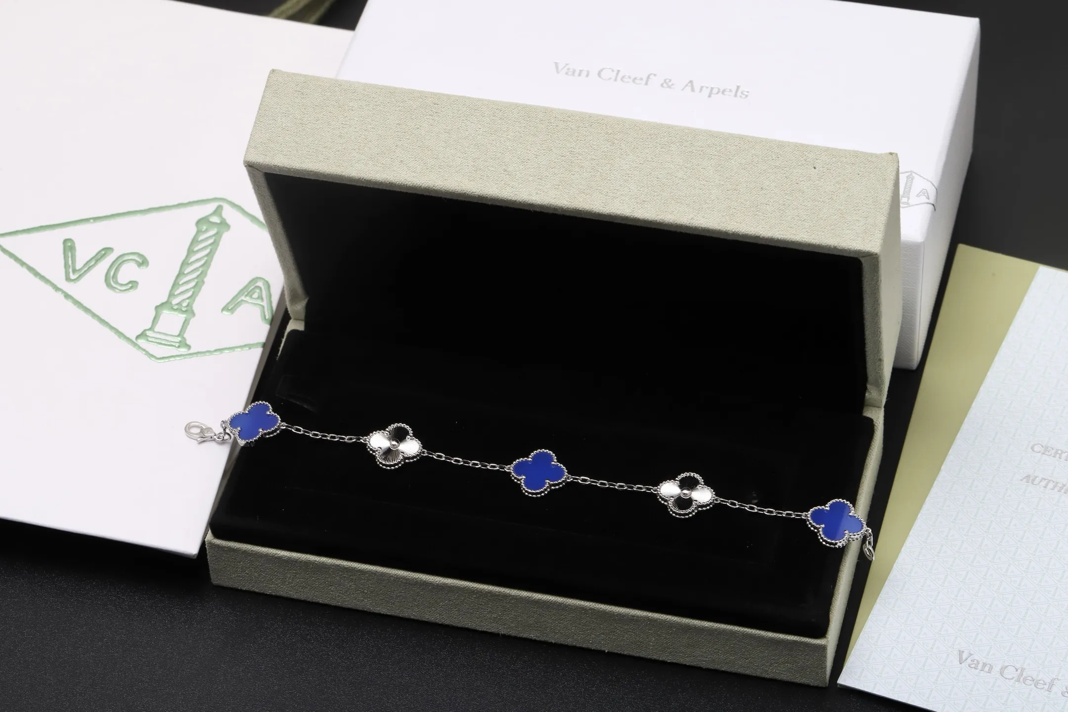 Vintage Alhambra 5-Motif Bracelet (Sterling Silver) D29016651