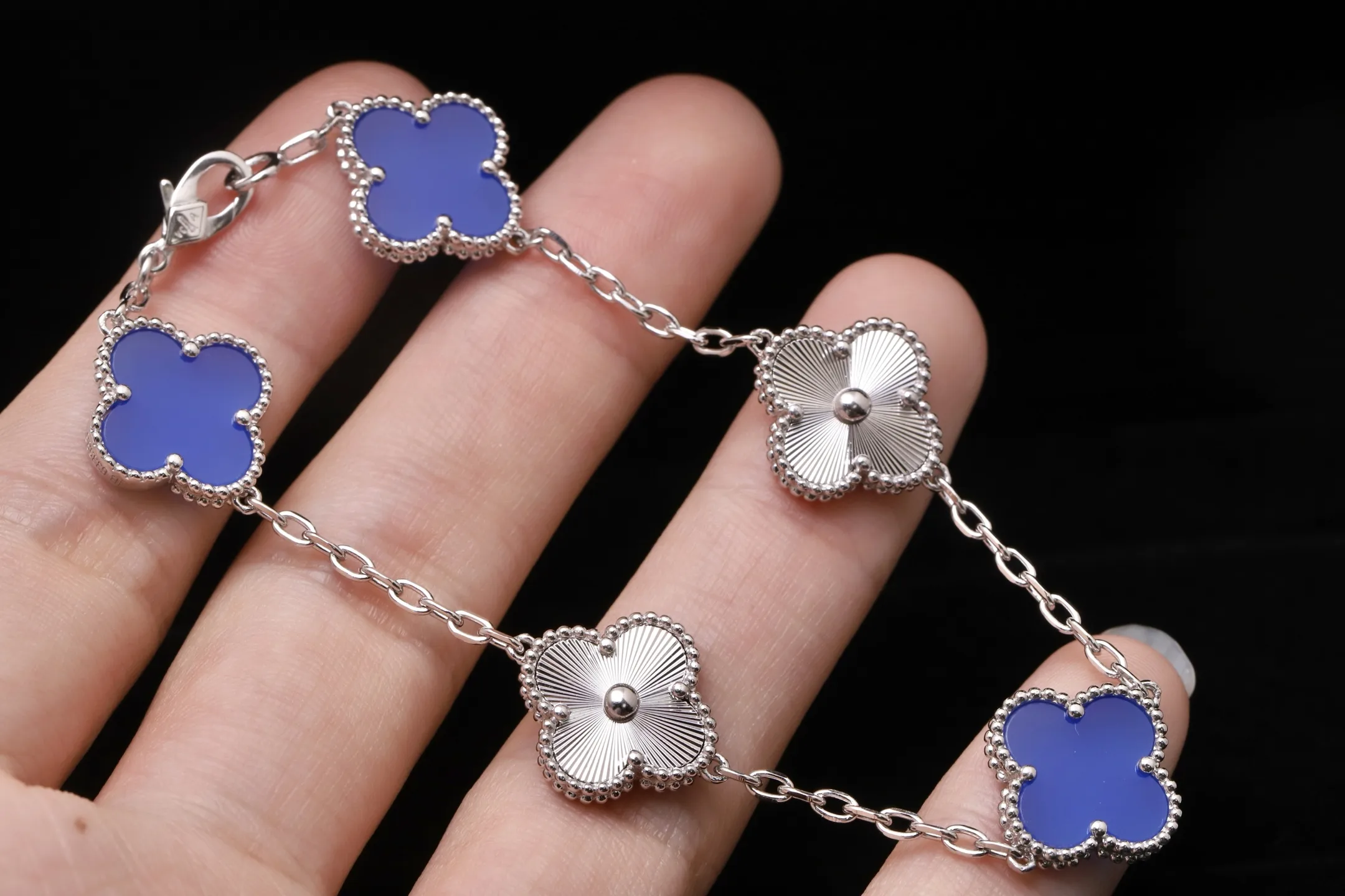 Vintage Alhambra 5-Motif Bracelet (Sterling Silver) D29016651 — view 4