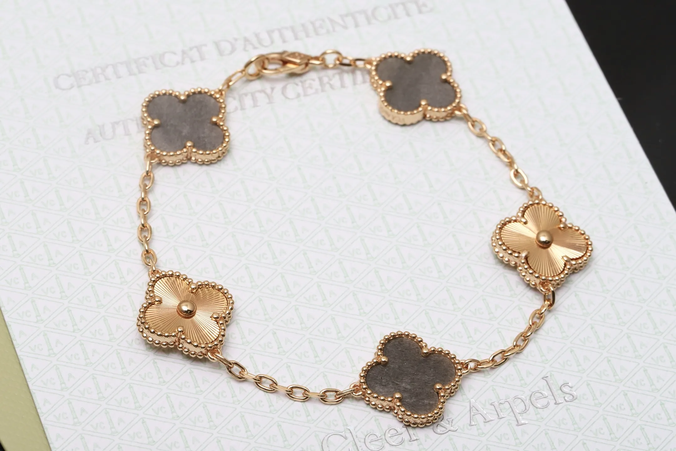 Vintage Alhambra 5-Motif Bracelet (Sterling Silver) D31016652 — view 2