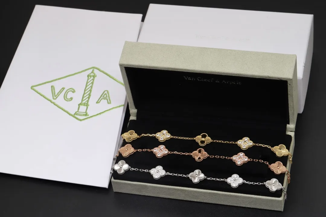 Alhambra 5-Motif Guilloché and Diamond Bracelet (Sterling Silver) D31016635
