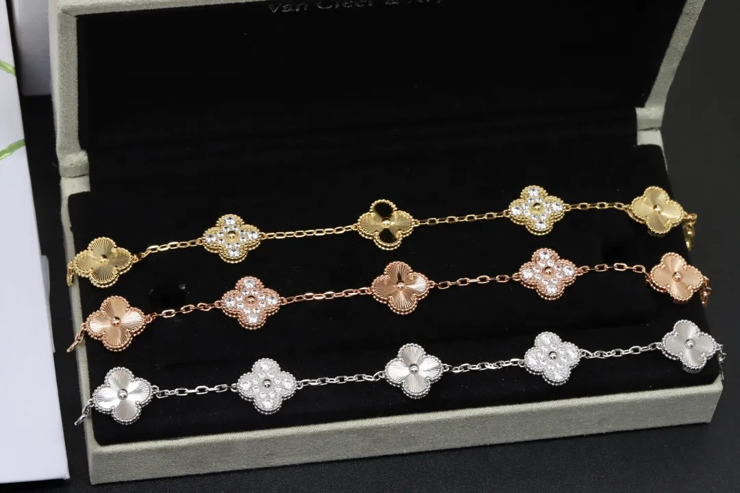 Alhambra 5-Motif Guilloché and Diamond Bracelet (Sterling Silver) D31016635 — view 2