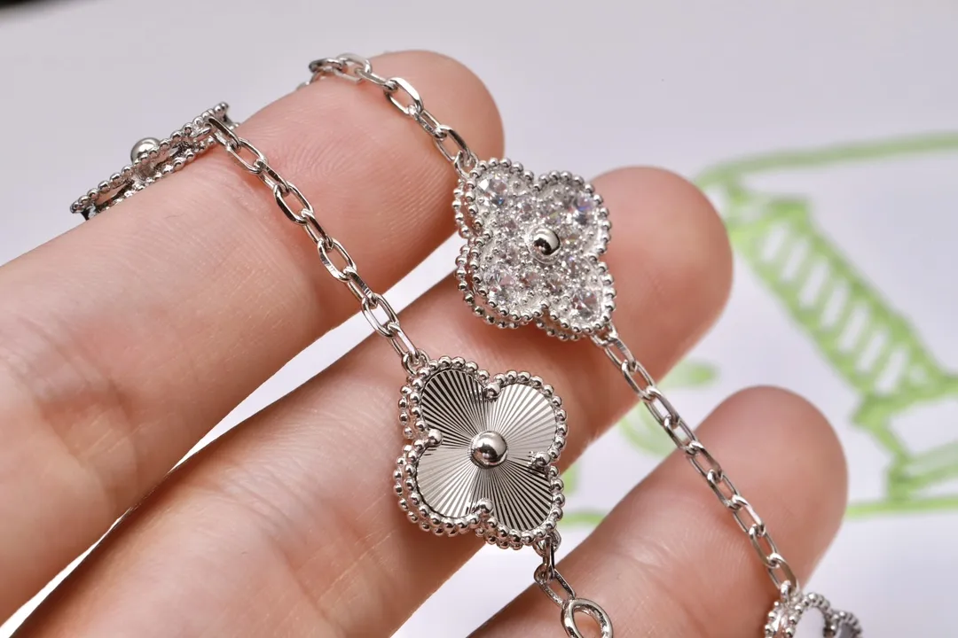 Alhambra 5-Motif Guilloché and Diamond Bracelet (Sterling Silver) D31016635 — view 7