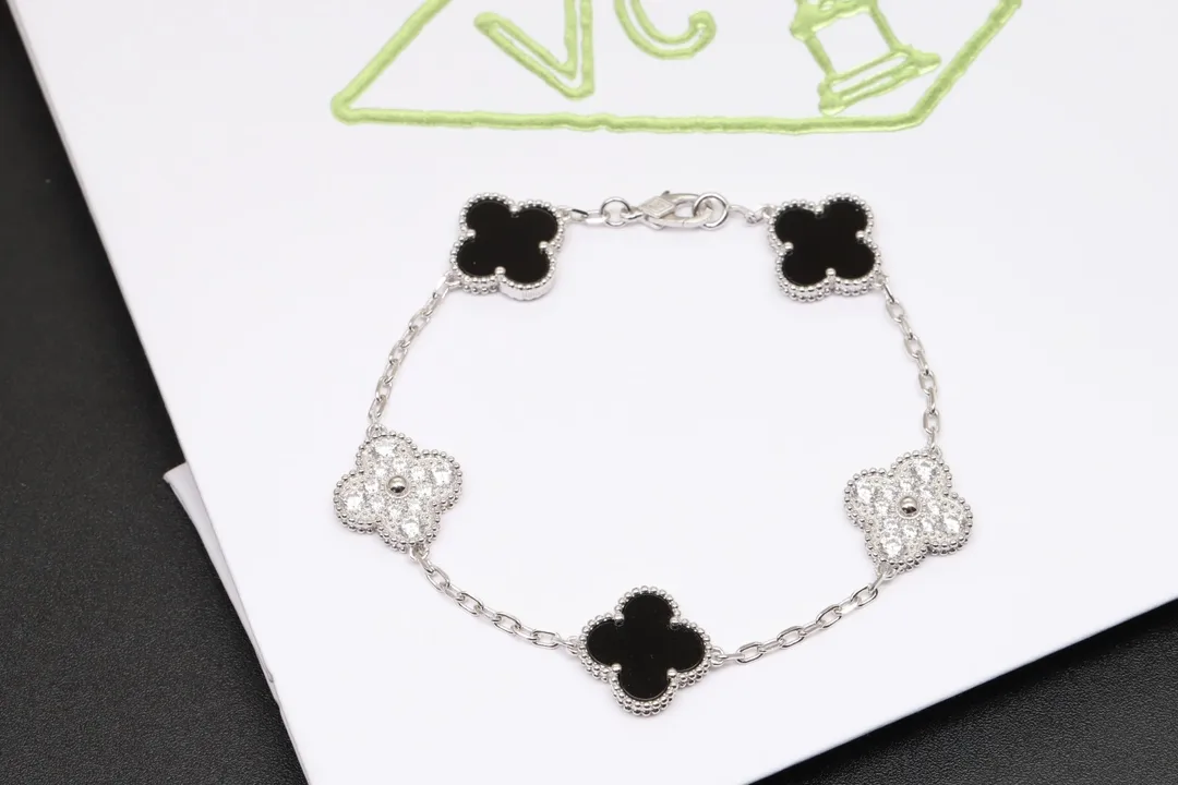 Alhambra-Inspired Clover Bracelet (Sterling Silver) D31016947 — view 3