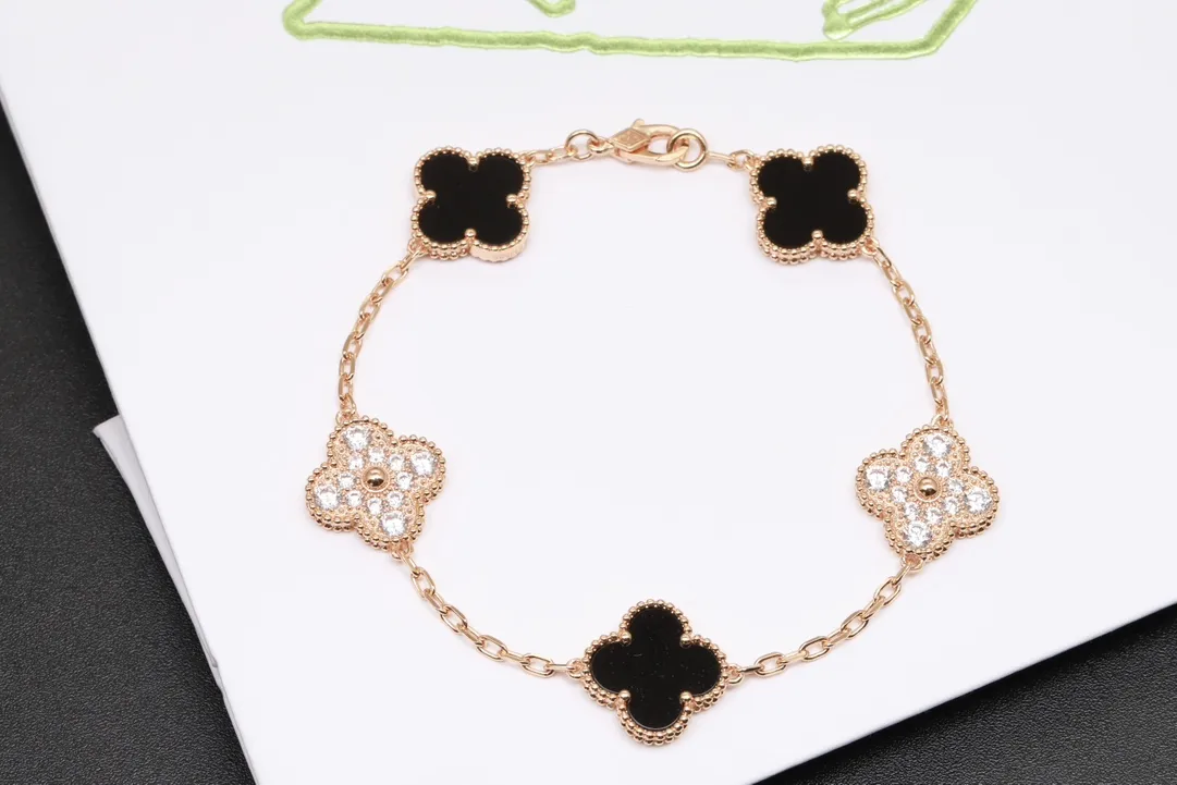 Alhambra-Inspired Clover Bracelet (Sterling Silver) D31016947 — view 4