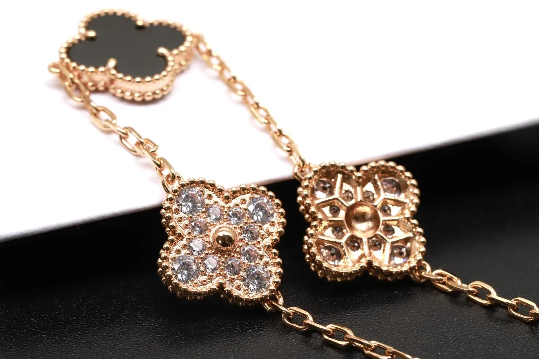 Alhambra-Inspired Clover Bracelet (Sterling Silver) D31016947 — view 7