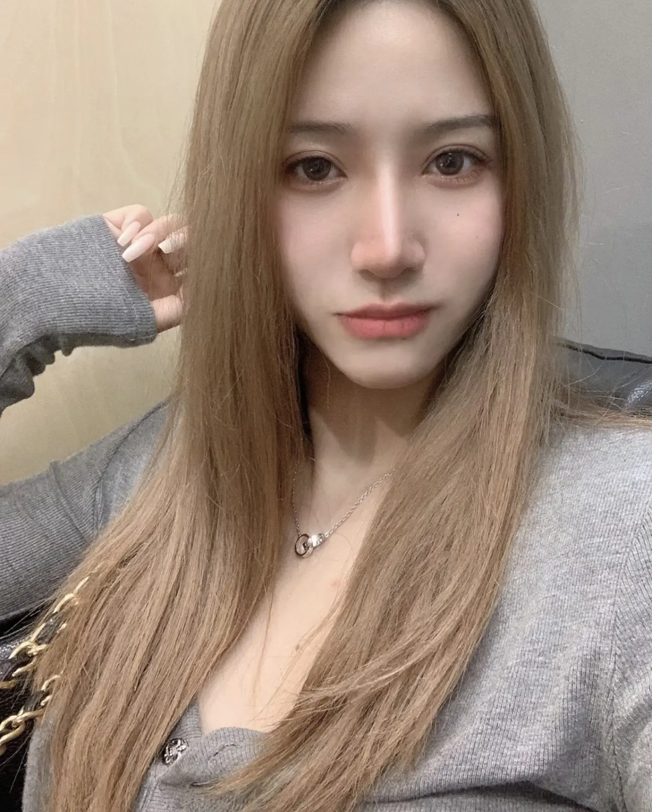 Love Interlocking Double Ring Necklace (Gold-Plated Brass) D12016703 — view 9