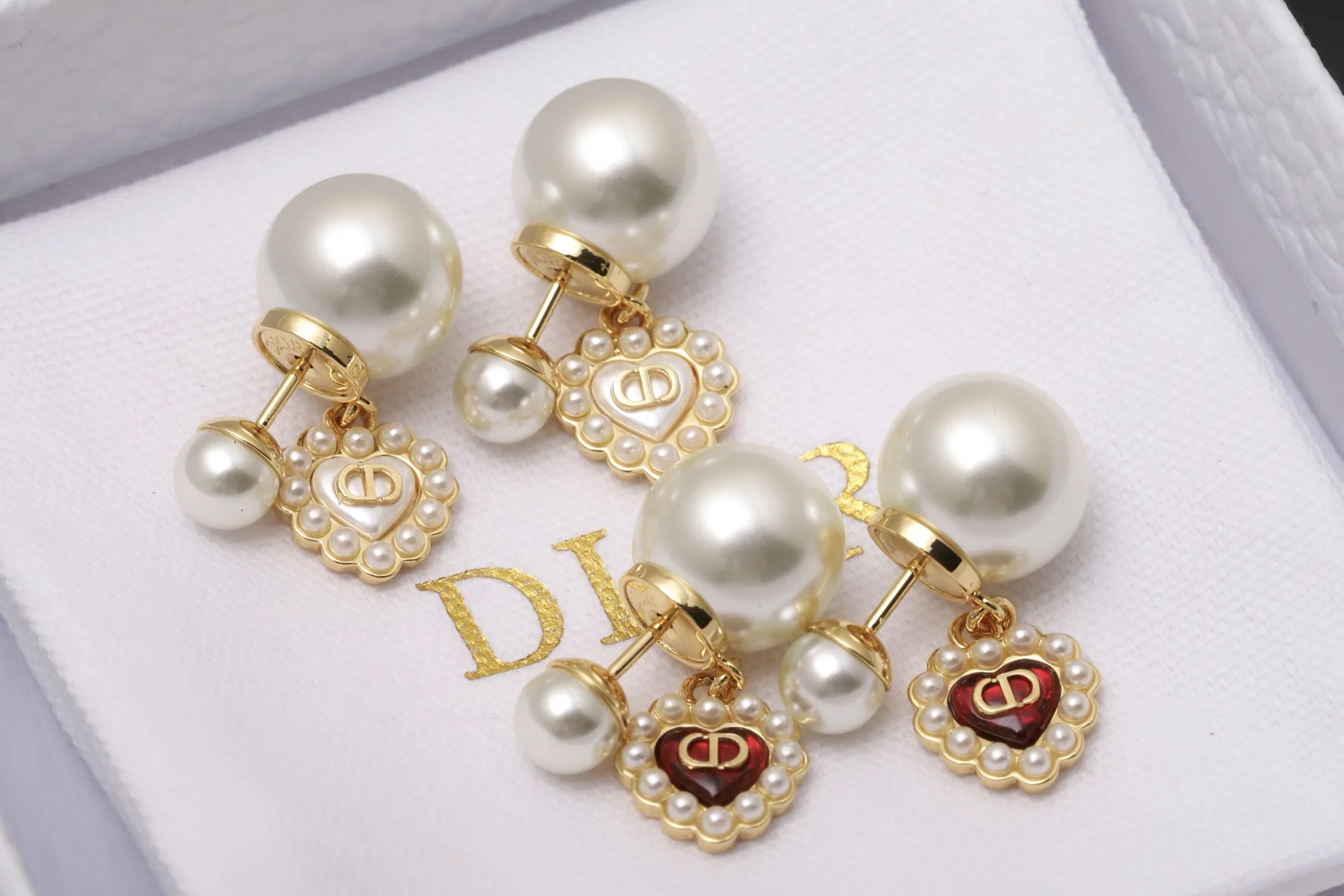 Dior Tribales Heart and Pearl Earrings D14016672 — view 3