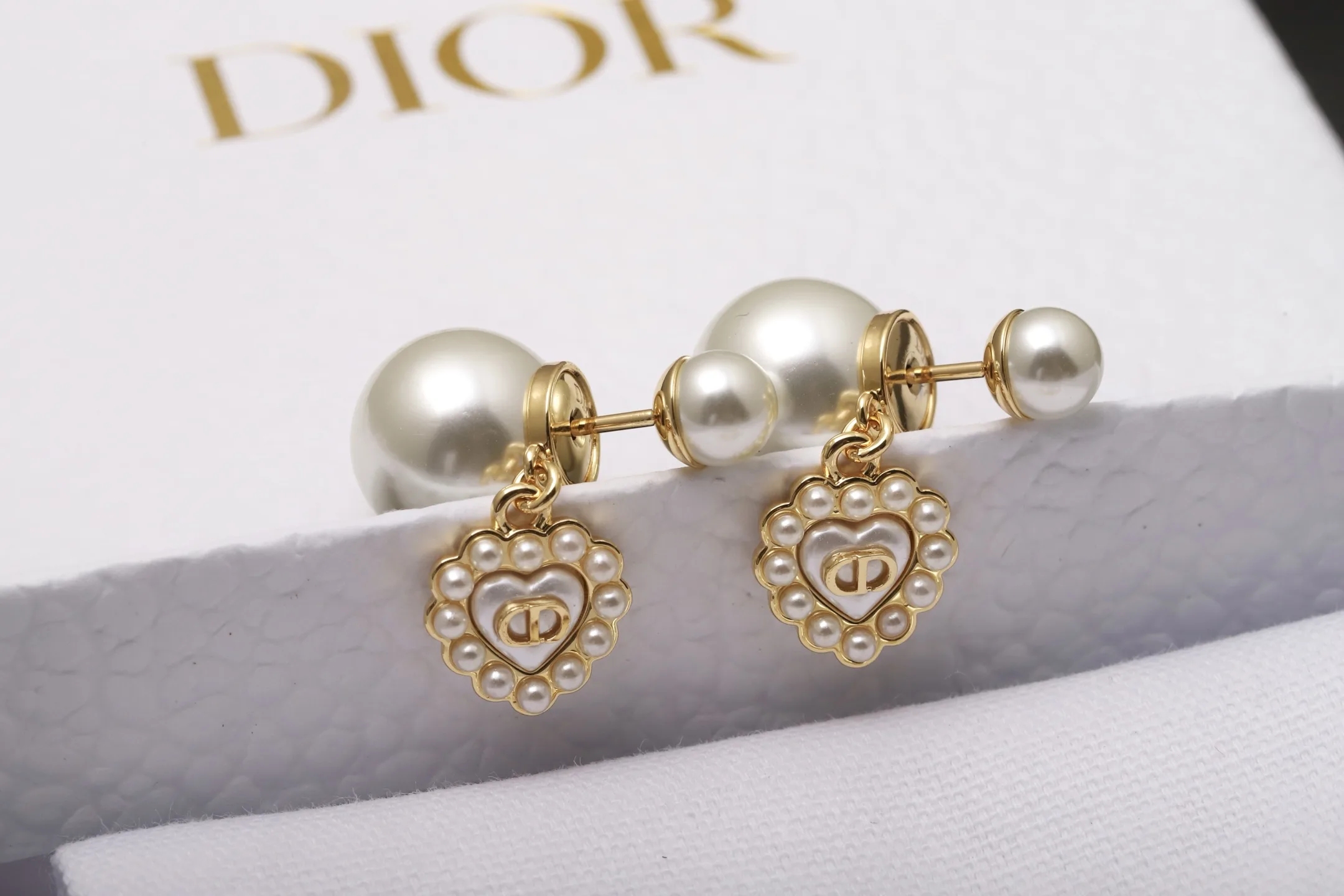 Dior Tribales Heart and Pearl Earrings D14016672 — view 4
