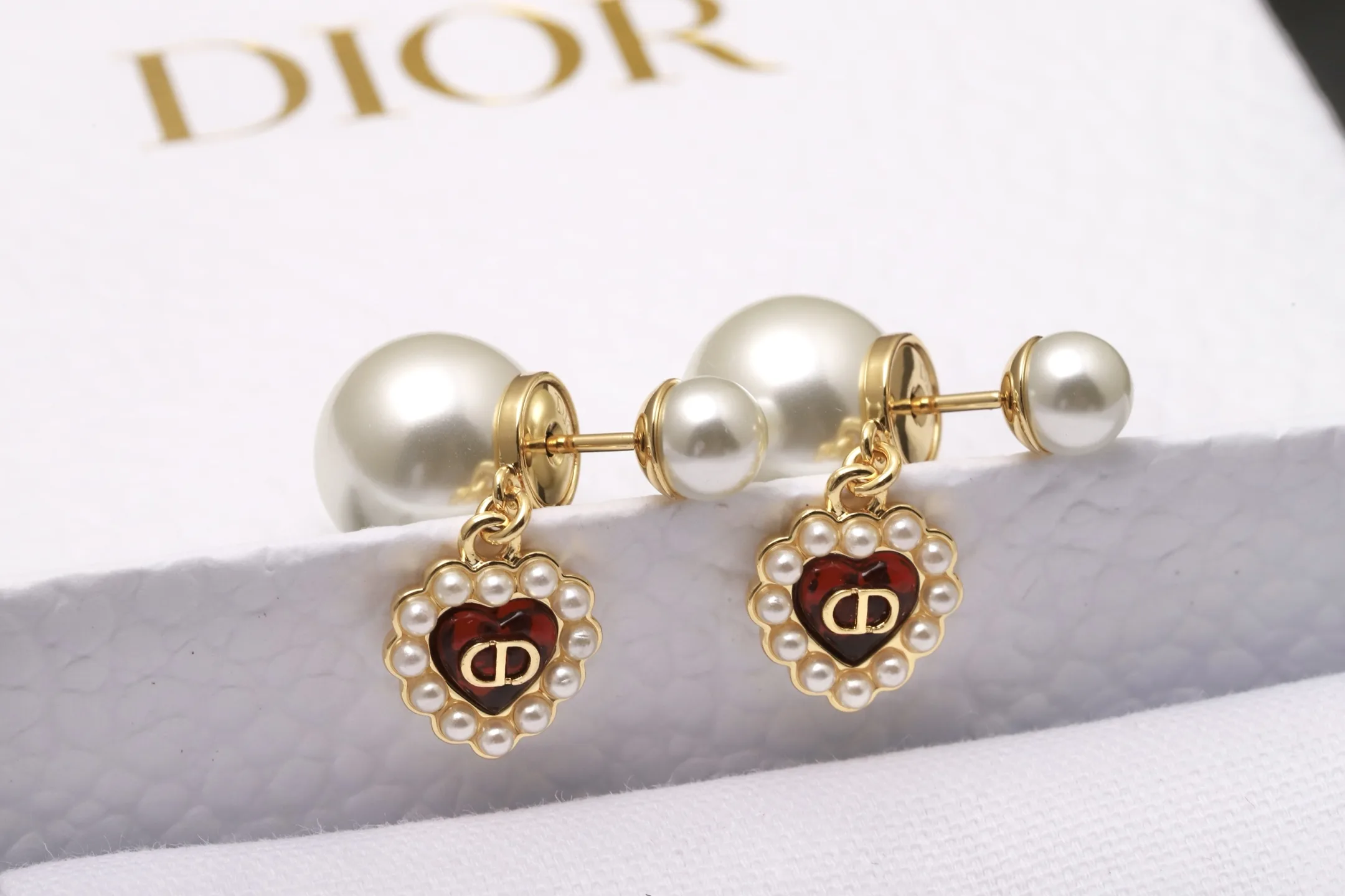 Dior Tribales Heart and Pearl Earrings D14016672 — view 5