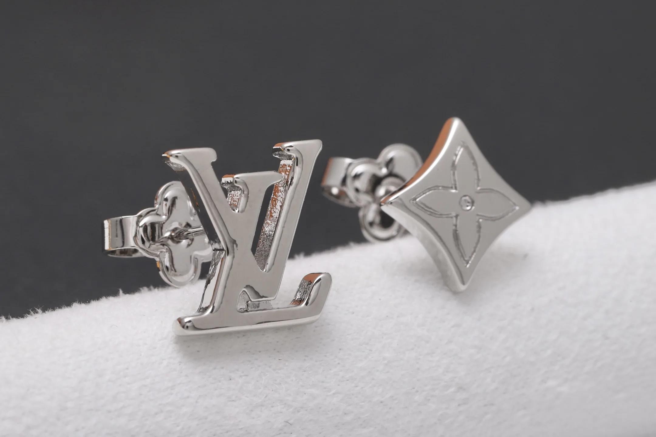 Monogram Asymmetric Stud Earrings (Titanium Steel) D10516773 — view 5