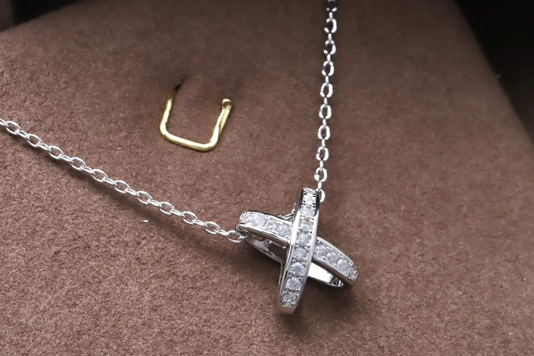 Jeux de Liens Cross Pendant Necklace (Gold-Plated Brass) D12516596 — view 2