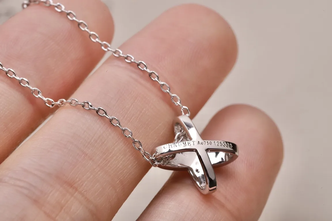 Jeux de Liens Cross Pendant Necklace (Gold-Plated Brass) D12516596 — view 5