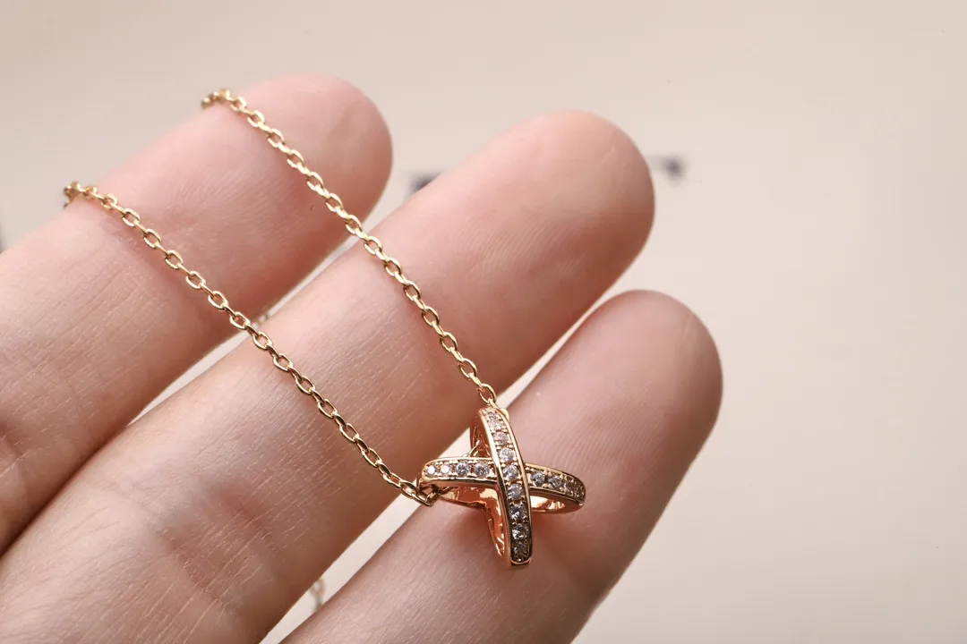 Jeux de Liens Cross Pendant Necklace (Gold-Plated Brass) D12516597 — view 4