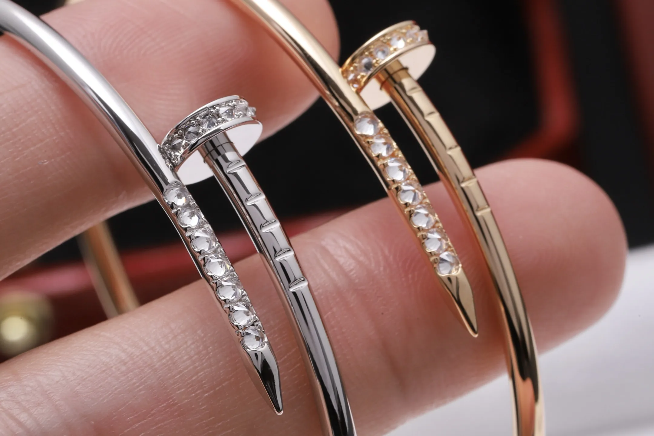 Juste un Clou Small Model Bangle (Gold-Plated Brass) D20016800 — view 5
