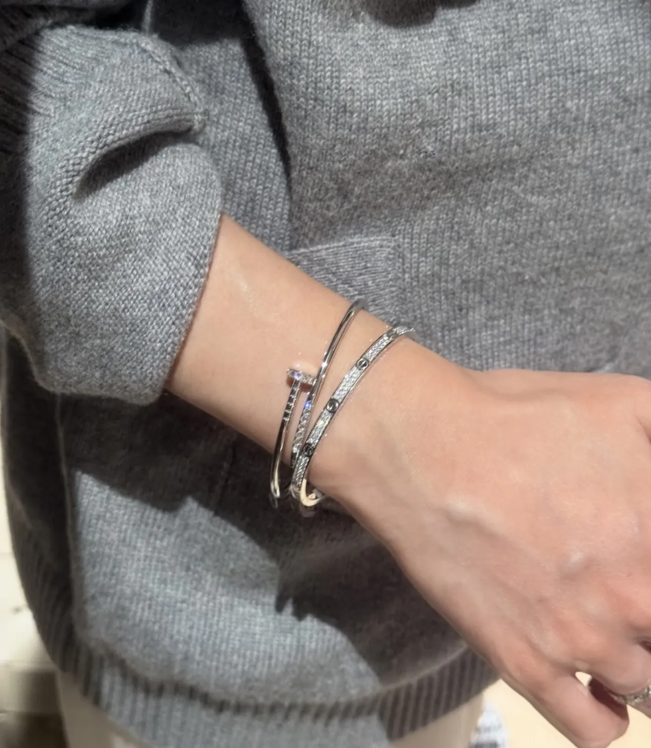 Juste un Clou Small Model Bangle (Gold-Plated Brass) D20016800 — view 10