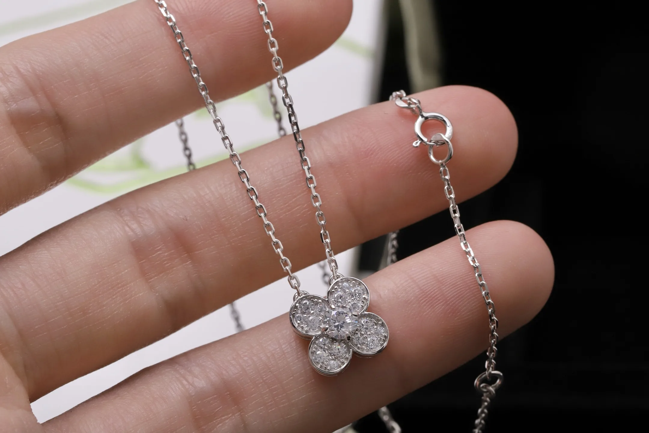 Vintage Alhambra Diamond Pavé Necklace (Sterling Silver) D18017336 — view 5